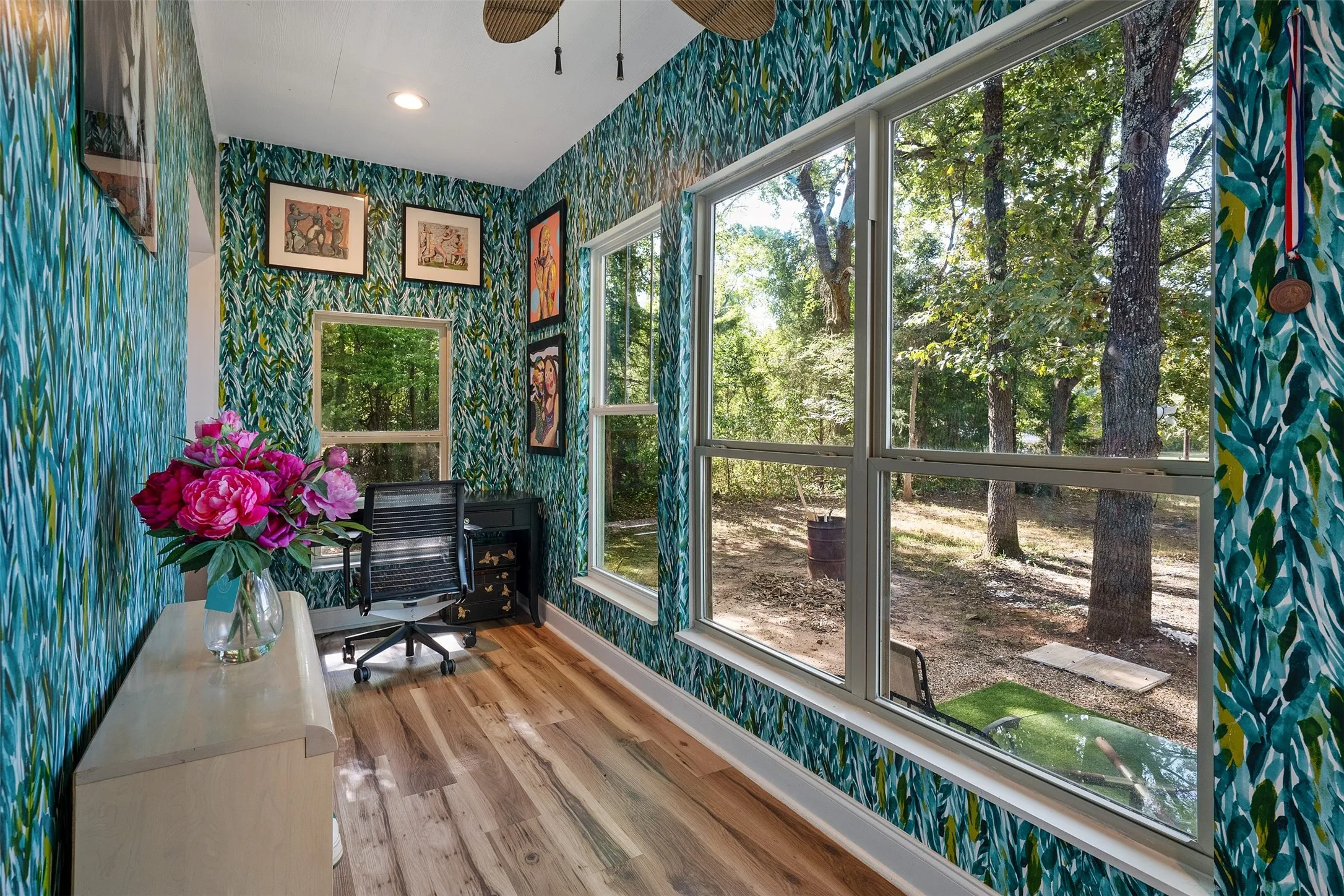Single Family Residence For Sale in Cherokee County , 629 El Paso, Bullard, Texas 75757, 3 Bedroom, 2 Bathroom, Garage spaces, 1,083 Sqft, built in 2020, mls#21373580, Real Estate Agent in Bullard, Homes For Sale in Cherokee county, Homes For Sale in Bullard, Realtor in Bullard Texas, Real Estate Brokerage Independent Realty Texas, Luminita Cordes Realtor