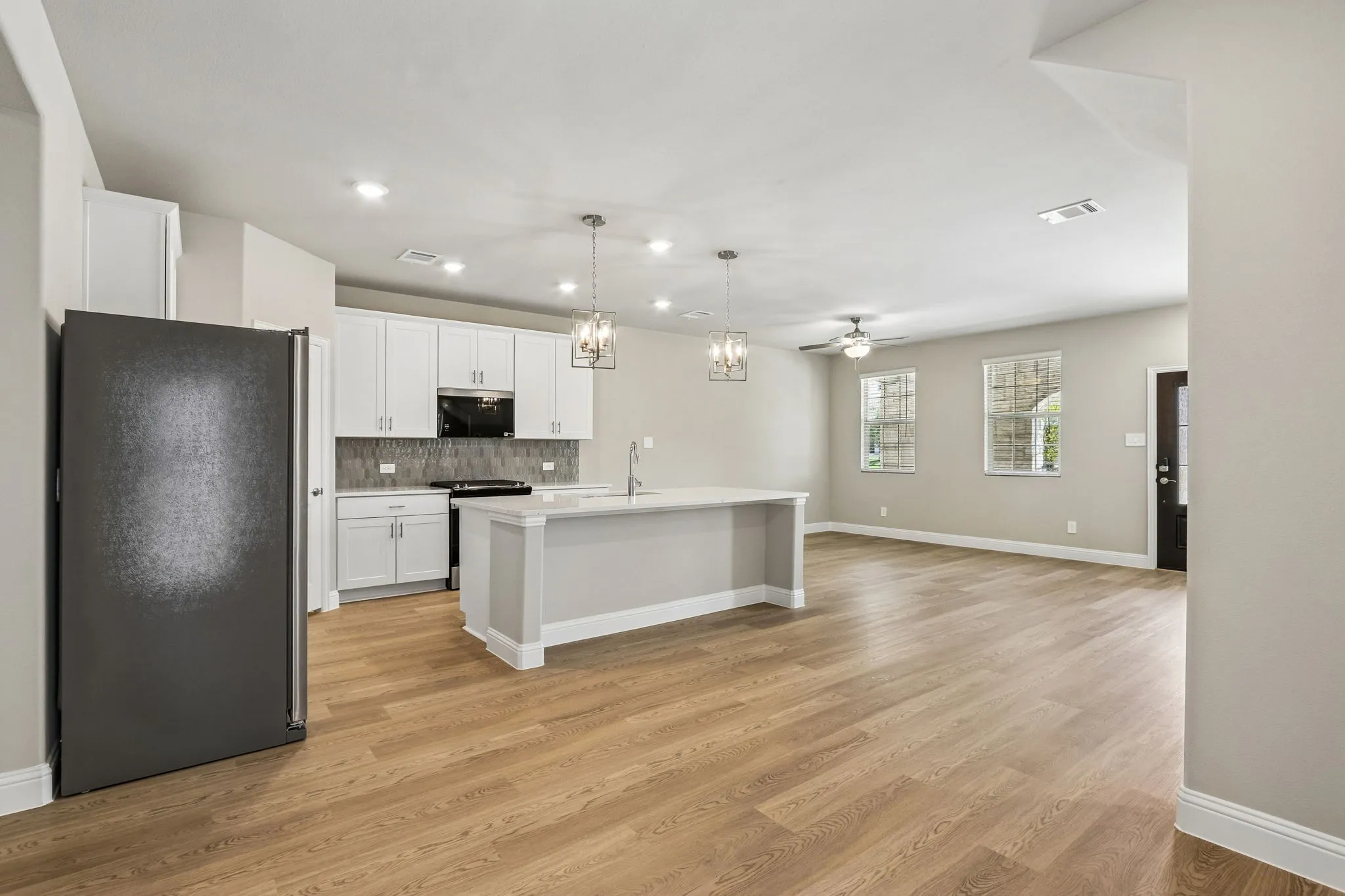 Photo is not of the actual home, but is an inspirational photo of builder’s model home and may depict options, furnishings, and/or decorator features that are not included.