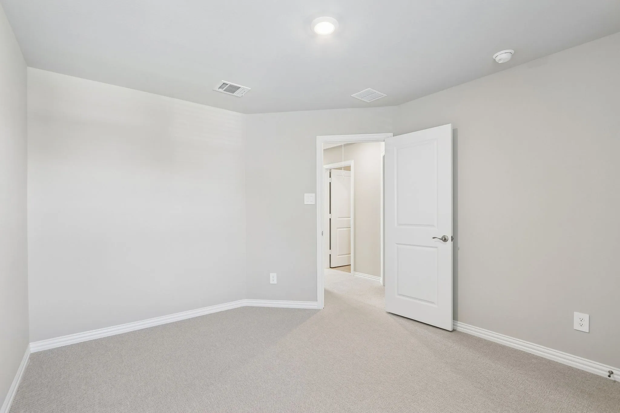 Photo is not of the actual home, but is an inspirational photo of builder’s model home and may depict options, furnishings, and/or decorator features that are not included.