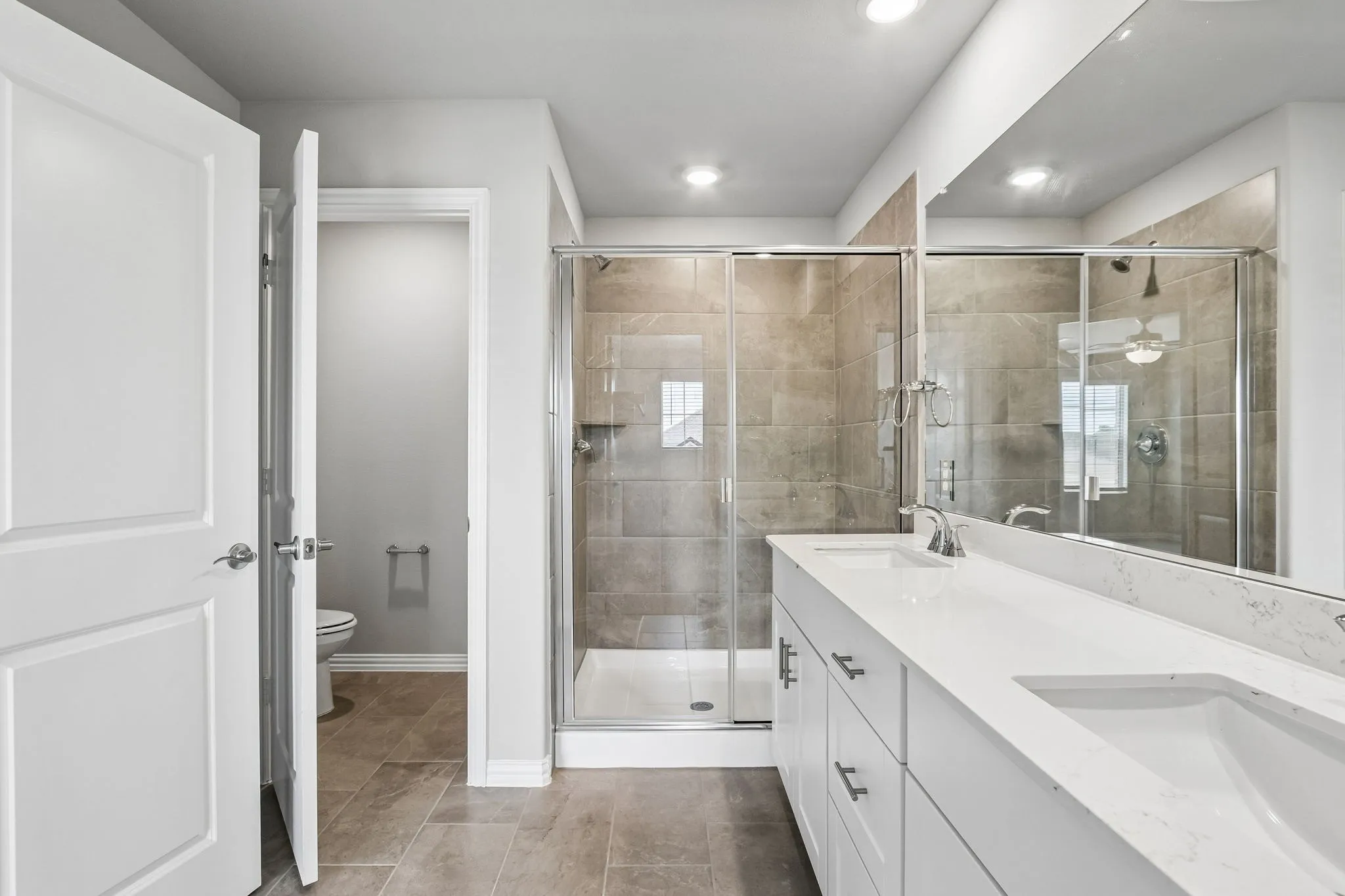 Photo is not of the actual home, but is an inspirational photo of builder’s model home and may depict options, furnishings, and/or decorator features that are not included.