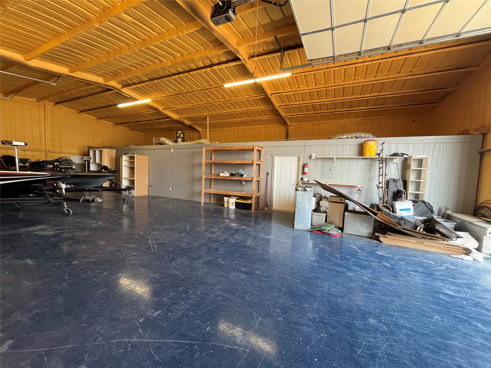 Single Family Residence For Rent in Hood County , 4210 Rhea, Granbury, Texas 76049, 3 Bedroom, 1 Bathroom, Garage spaces, 2,400 Sqft, built in 2014, mls#21373610, Real Estate Agent in Granbury, Homes For Rent in Hood county, Homes For Rent in Granbury, Realtor in Granbury Texas, Real Estate Brokerage Independent Realty Texas, Luminita Cordes Realtor