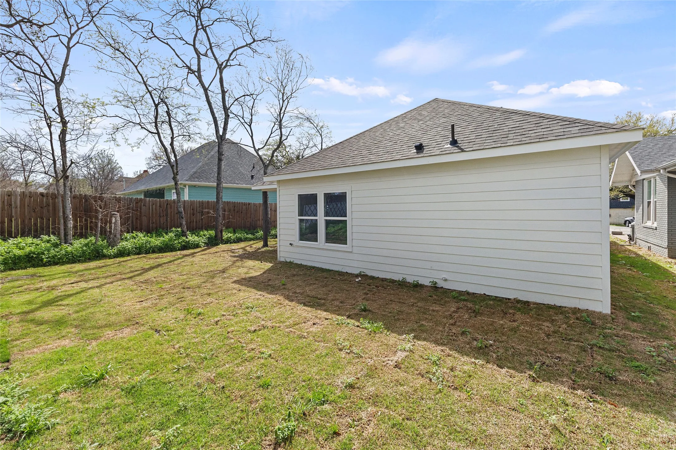 Single Family Residence For Rent in Hunt County , 3508 Washington Street, Greenville, Texas 75401, 3 Bedroom, 2 Bathroom, 2 Garage spaces, 1,246 Sqft, built in 2026, mls#21373619, Real Estate Agent in Greenville, Homes For Rent in Hunt county, Homes For Rent in Greenville, Realtor in Greenville Texas, Real Estate Brokerage Independent Realty Texas, Luminita Cordes Realtor