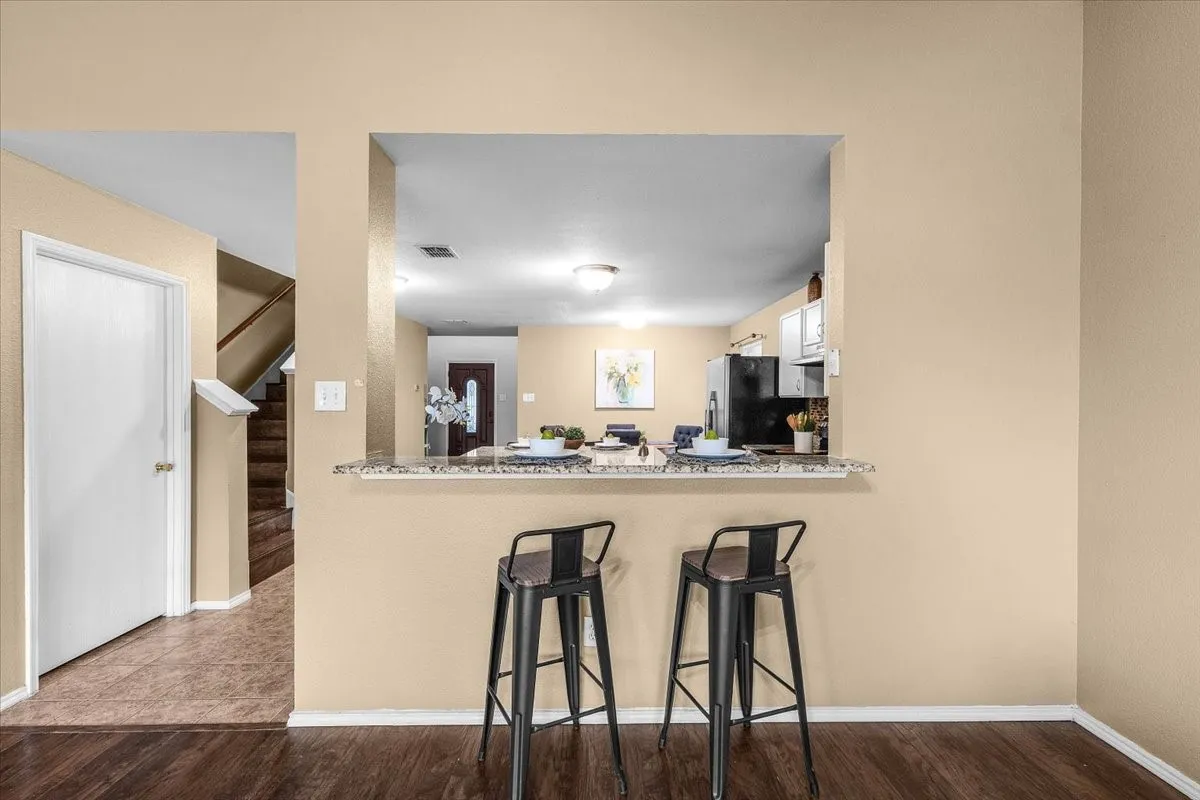 Single Family Residence For Sale in Tarrant County , 4120 Milestone Court, Fort Worth, Texas 76244, 4 Bedroom, 3 Bathroom, 2 Garage spaces, 2,596 Sqft, built in 2003, mls#21373411, Real Estate Agent in Fort Worth, Homes For Sale in Tarrant county, Homes For Sale in Fort Worth, Realtor in Fort Worth Texas, Real Estate Brokerage Independent Realty Texas, Luminita Cordes Realtor