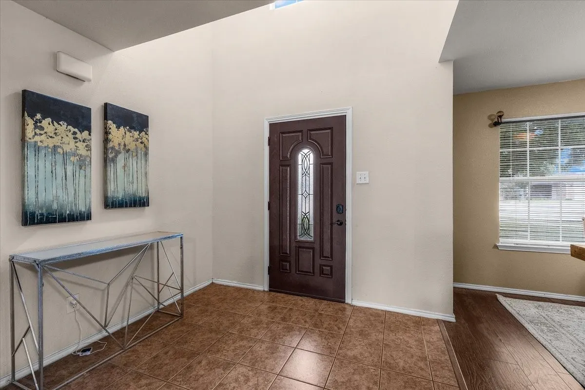 Single Family Residence For Sale in Tarrant County , 4120 Milestone Court, Fort Worth, Texas 76244, 4 Bedroom, 3 Bathroom, 2 Garage spaces, 2,596 Sqft, built in 2003, mls#21373411, Real Estate Agent in Fort Worth, Homes For Sale in Tarrant county, Homes For Sale in Fort Worth, Realtor in Fort Worth Texas, Real Estate Brokerage Independent Realty Texas, Luminita Cordes Realtor