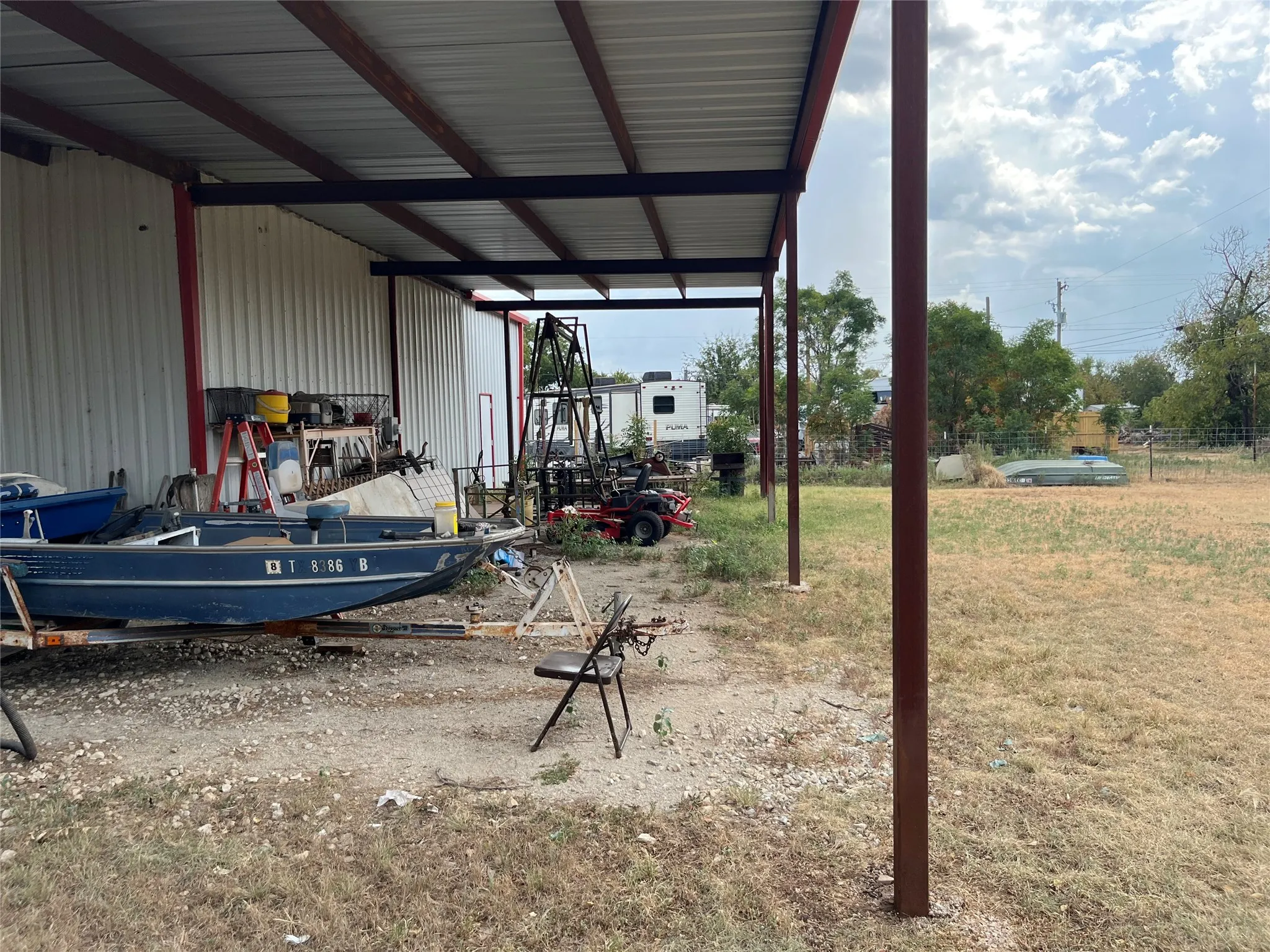 Single Family Residence For Sale in Callahan County , 541 E 3rd Street, Baird, Texas 79504, 2 Bedroom, 2 Bathroom, Garage spaces, 1,358 Sqft, built in 1950, mls#21368955, Real Estate Agent in Baird, Homes For Sale in Callahan county, Homes For Sale in Baird, Realtor in Baird Texas, Real Estate Brokerage Independent Realty Texas, Luminita Cordes Realtor