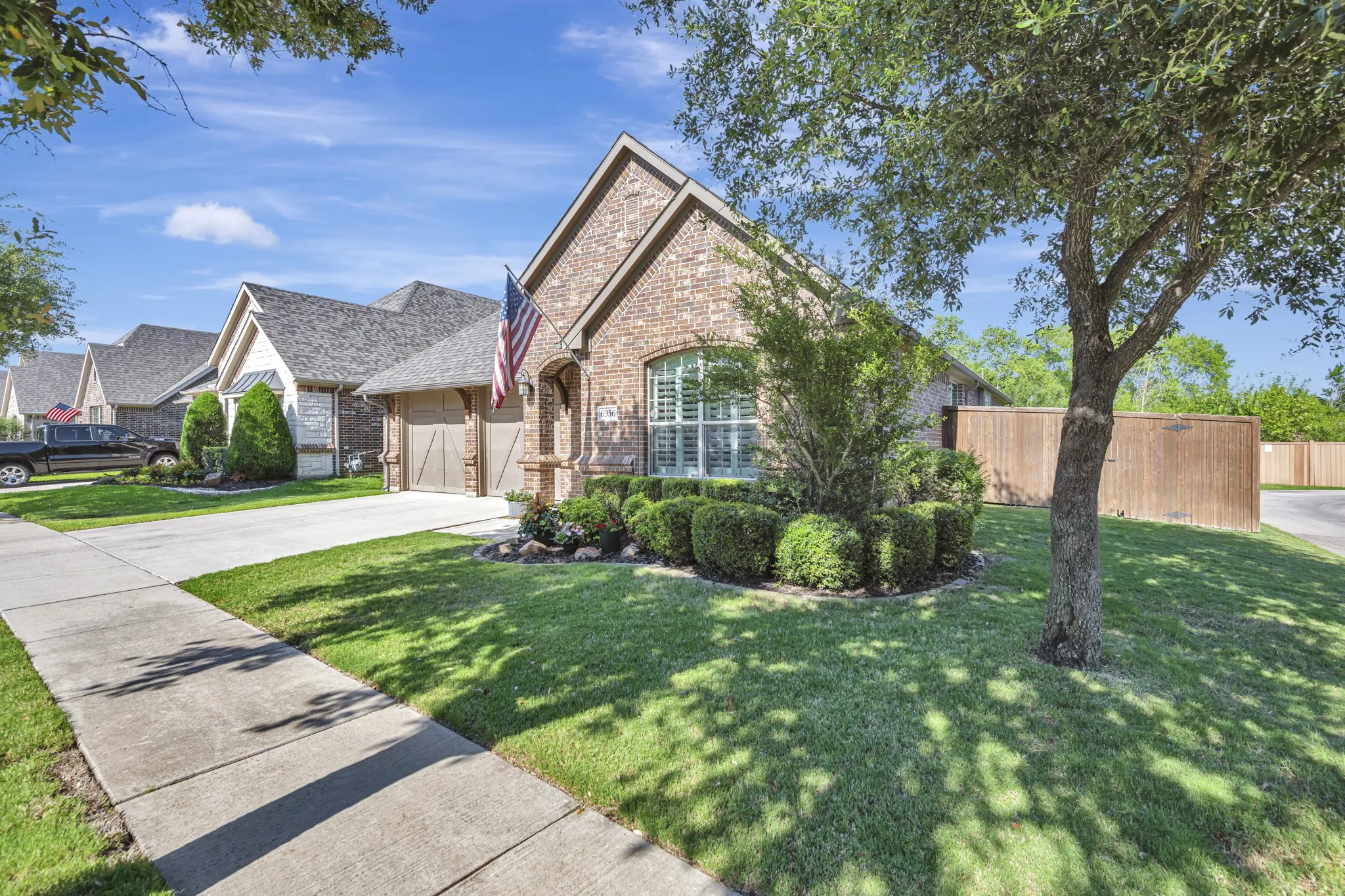 Single Family Residence For Sale in Tarrant County , 6956 Finch Drive, North Richland Hills, Texas 76182, 3 Bedroom, 3 Bathroom, 2 Garage spaces, 2,424 Sqft, built in 2012, mls#21373400, Real Estate Agent in North Richland Hills, Homes For Sale in Tarrant county, Homes For Sale in North Richland Hills, Realtor in North Richland Hills Texas, Real Estate Brokerage Independent Realty Texas, Luminita Cordes Realtor