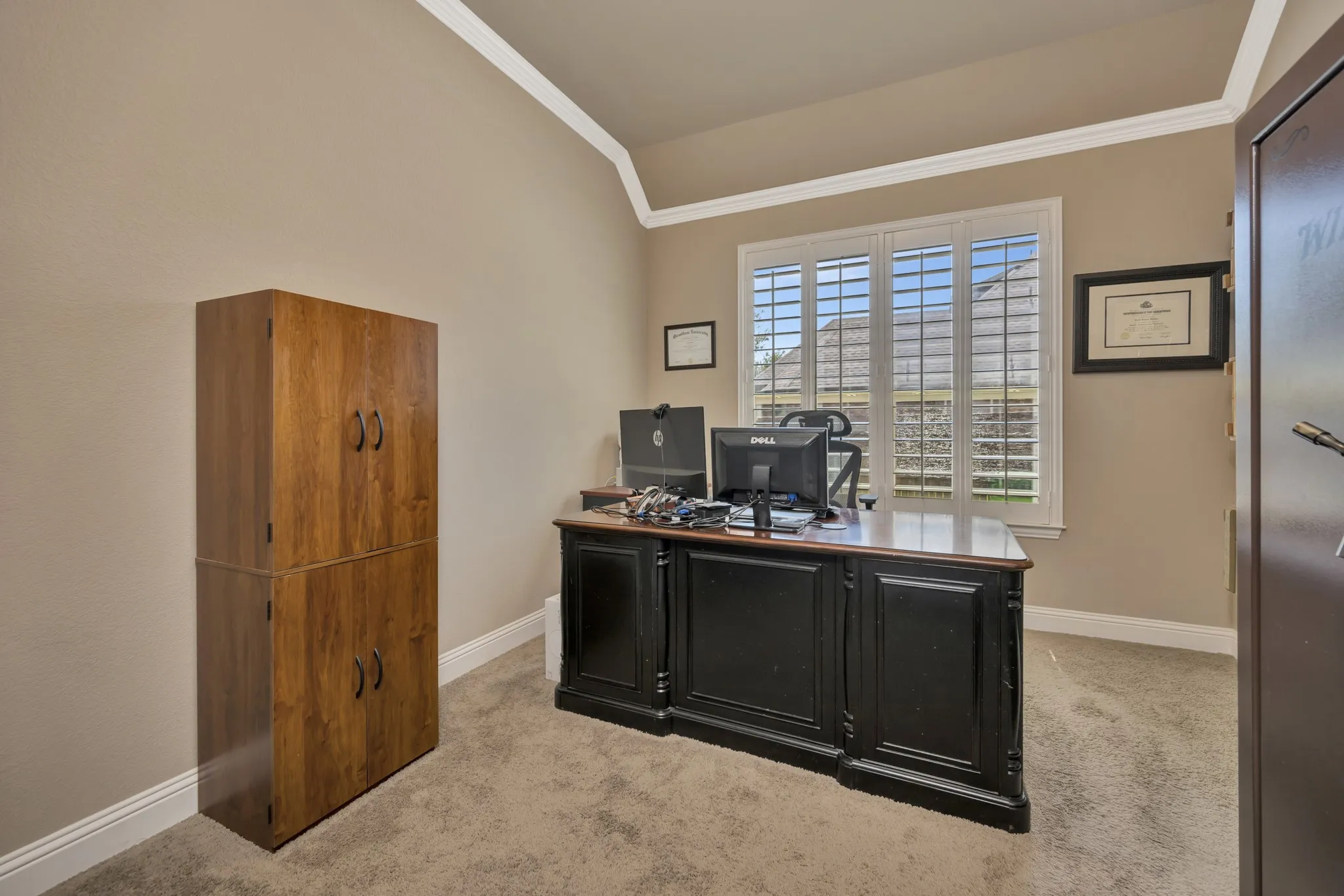 Single Family Residence For Sale in Tarrant County , 6956 Finch Drive, North Richland Hills, Texas 76182, 3 Bedroom, 3 Bathroom, 2 Garage spaces, 2,424 Sqft, built in 2012, mls#21373400, Real Estate Agent in North Richland Hills, Homes For Sale in Tarrant county, Homes For Sale in North Richland Hills, Realtor in North Richland Hills Texas, Real Estate Brokerage Independent Realty Texas, Luminita Cordes Realtor
