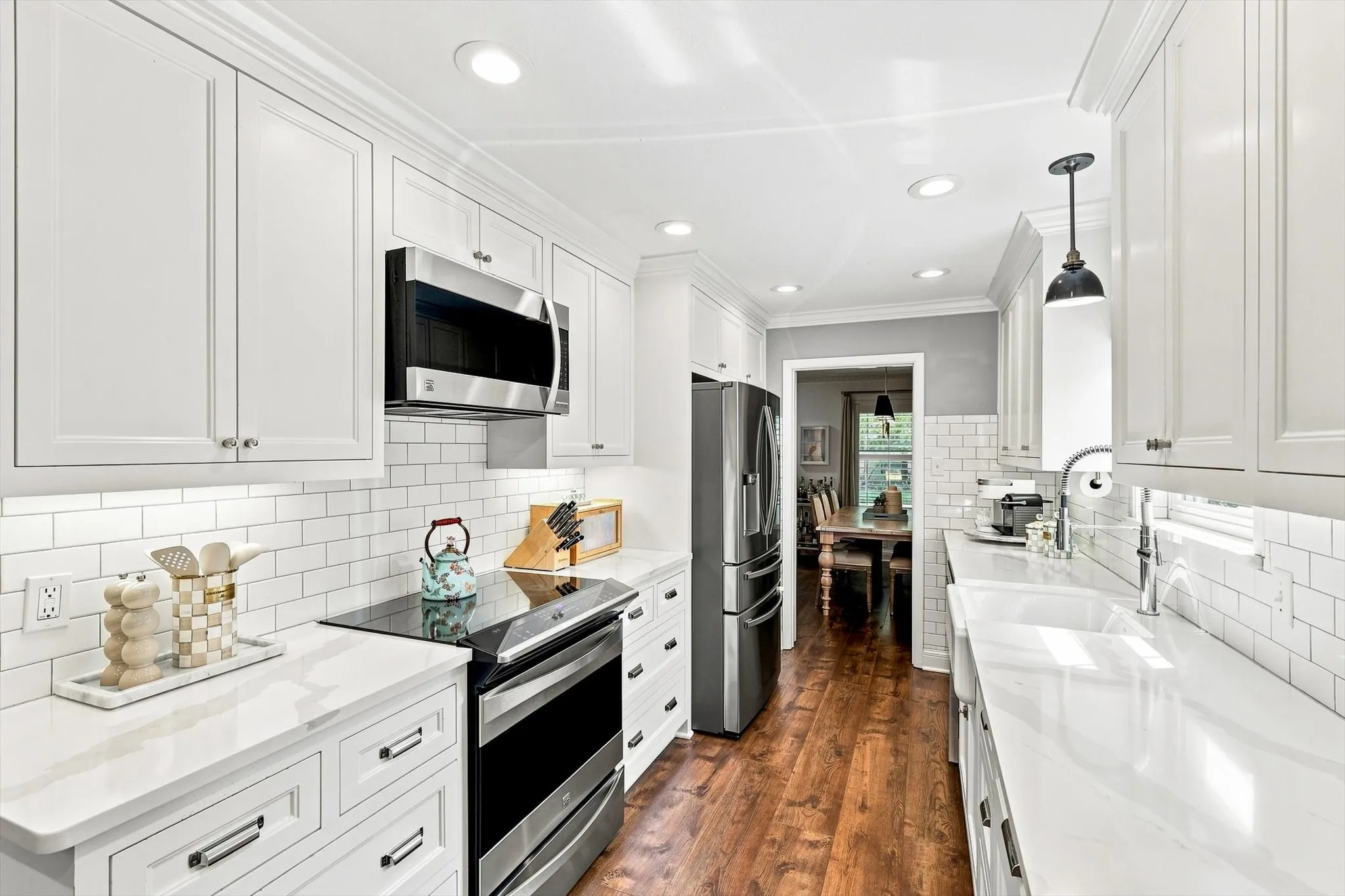 Single Family Residence For Sale in Dallas County , 614 Parkview Lane, Richardson, Texas 75080, 4 Bedroom, 3 Bathroom, 2 Garage spaces, 2,007 Sqft, built in 1964, mls#21373618, Real Estate Agent in Richardson, Homes For Sale in Dallas county, Homes For Sale in Richardson, Realtor in Richardson Texas, Real Estate Brokerage Independent Realty Texas, Luminita Cordes Realtor