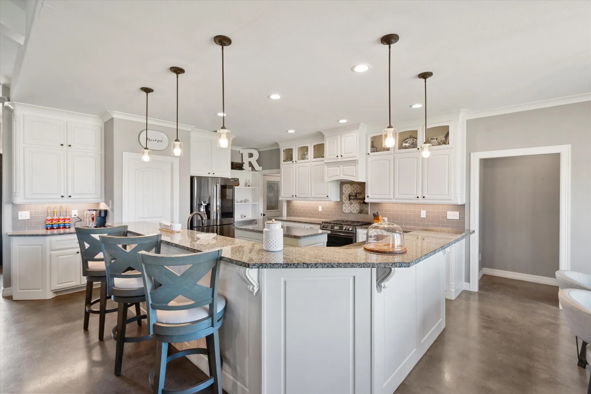 Single Family Residence For Sale in Navarro County , 193 Caddo Trail, Corsicana, Texas 75109, 3 Bedroom, 4 Bathroom, 2 Garage spaces, 2,287 Sqft, built in 2018, mls#21370238, Real Estate Agent in Corsicana, Homes For Sale in Navarro county, Homes For Sale in Corsicana, Realtor in Corsicana Texas, Real Estate Brokerage Independent Realty Texas, Luminita Cordes Realtor