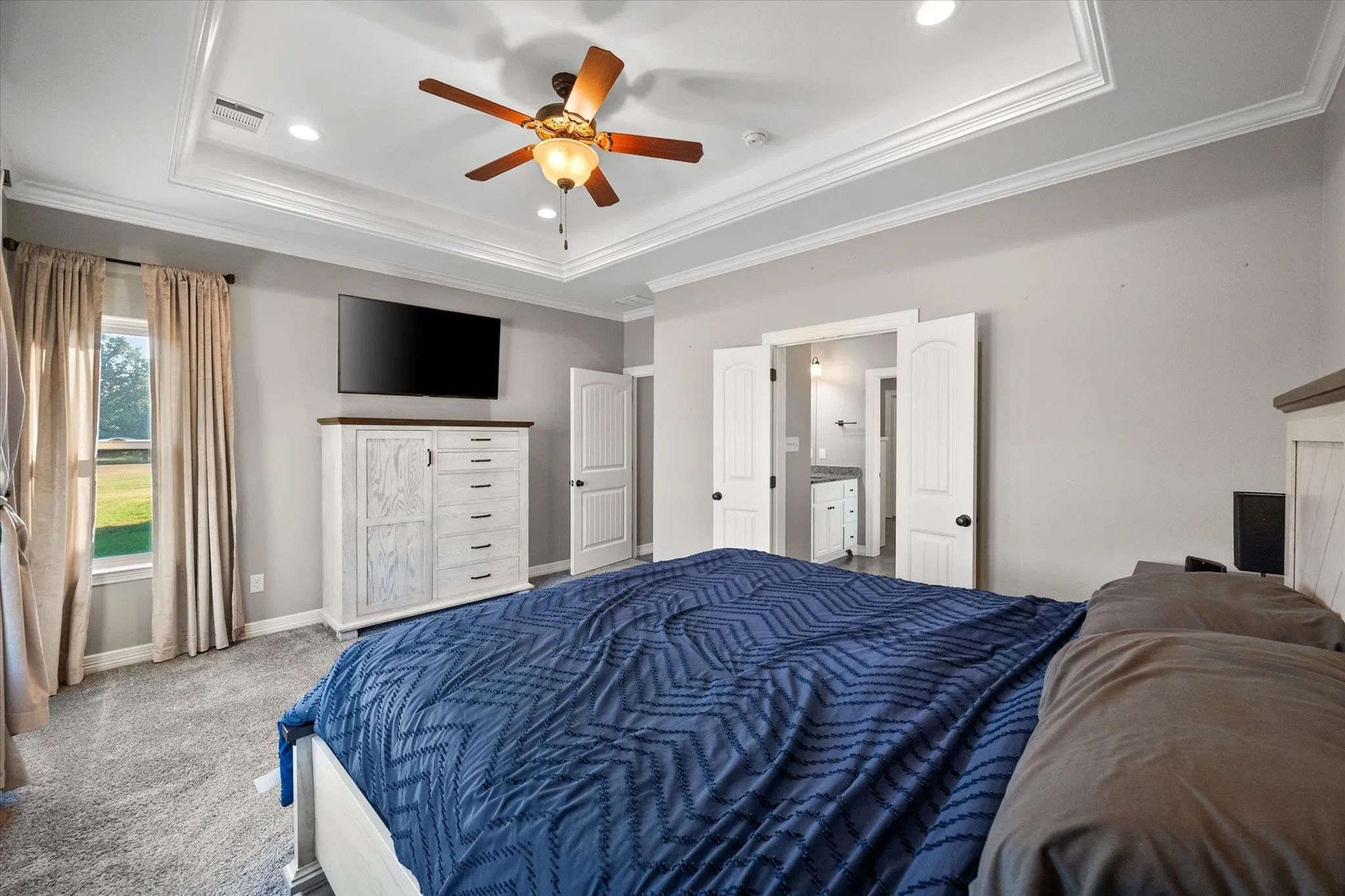Single Family Residence For Sale in Navarro County , 193 Caddo Trail, Corsicana, Texas 75109, 3 Bedroom, 4 Bathroom, 2 Garage spaces, 2,287 Sqft, built in 2018, mls#21370238, Real Estate Agent in Corsicana, Homes For Sale in Navarro county, Homes For Sale in Corsicana, Realtor in Corsicana Texas, Real Estate Brokerage Independent Realty Texas, Luminita Cordes Realtor