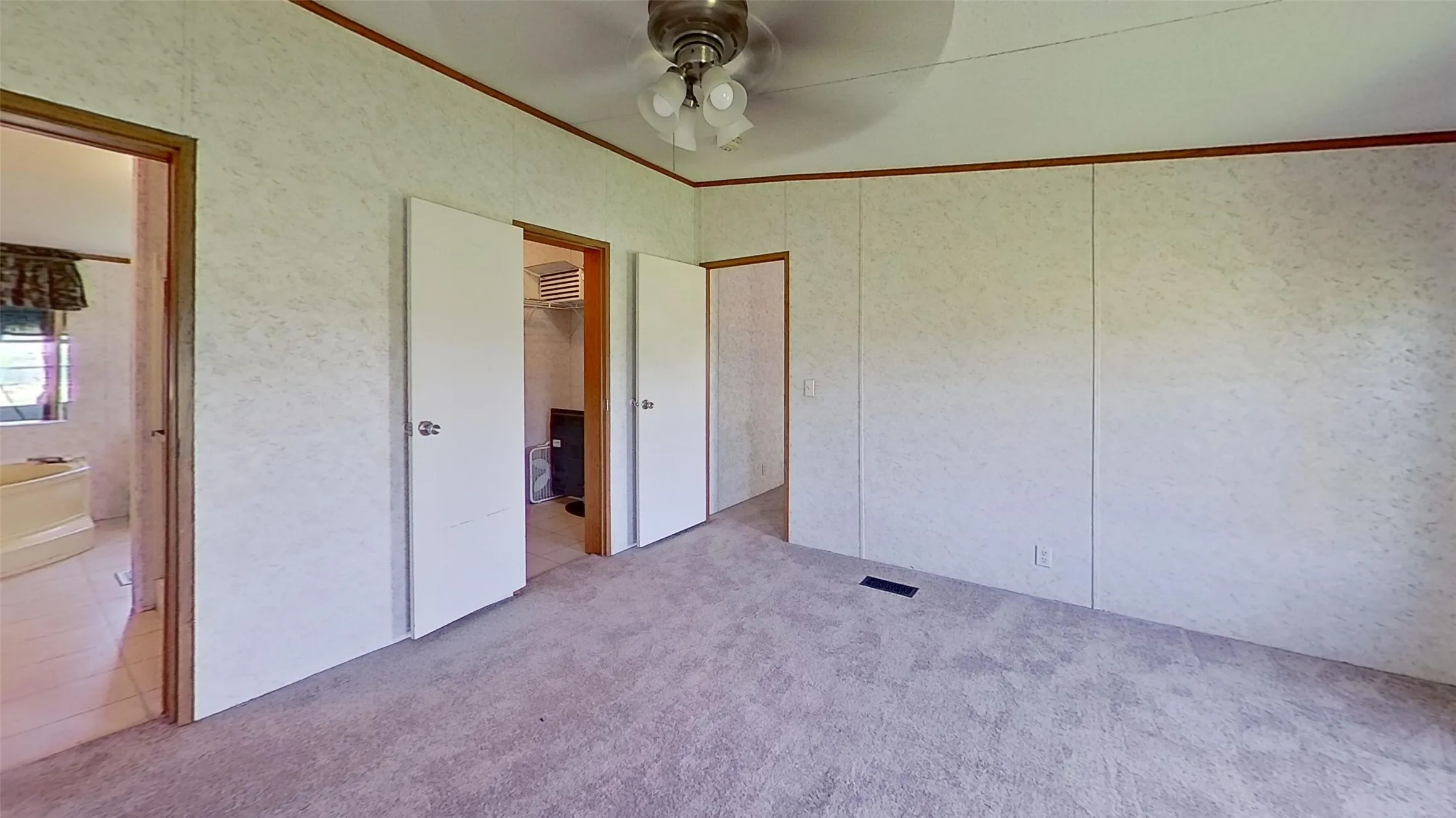 Mobile Home For Sale in Wise County , 441 Quail Chase Drive, Decatur, Texas 76234, 3 Bedroom, 2 Bathroom, Garage spaces, 1,456 Sqft, built in 2003, mls#21370189, Real Estate Agent in Decatur, Homes For Sale in Wise county, Homes For Sale in Decatur, Realtor in Decatur Texas, Real Estate Brokerage Independent Realty Texas, Luminita Cordes Realtor