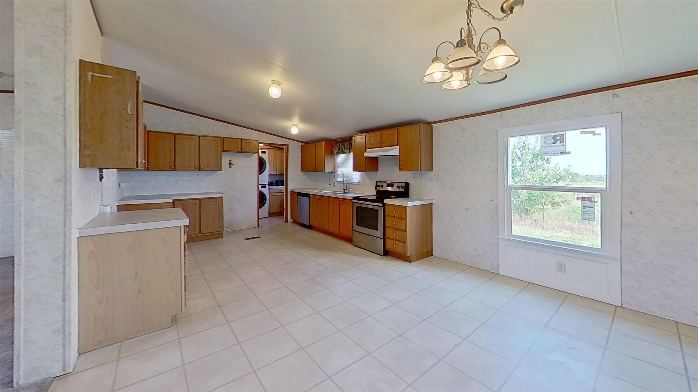 Mobile Home For Sale in Wise County , 441 Quail Chase Drive, Decatur, Texas 76234, 3 Bedroom, 2 Bathroom, Garage spaces, 1,456 Sqft, built in 2003, mls#21370189, Real Estate Agent in Decatur, Homes For Sale in Wise county, Homes For Sale in Decatur, Realtor in Decatur Texas, Real Estate Brokerage Independent Realty Texas, Luminita Cordes Realtor