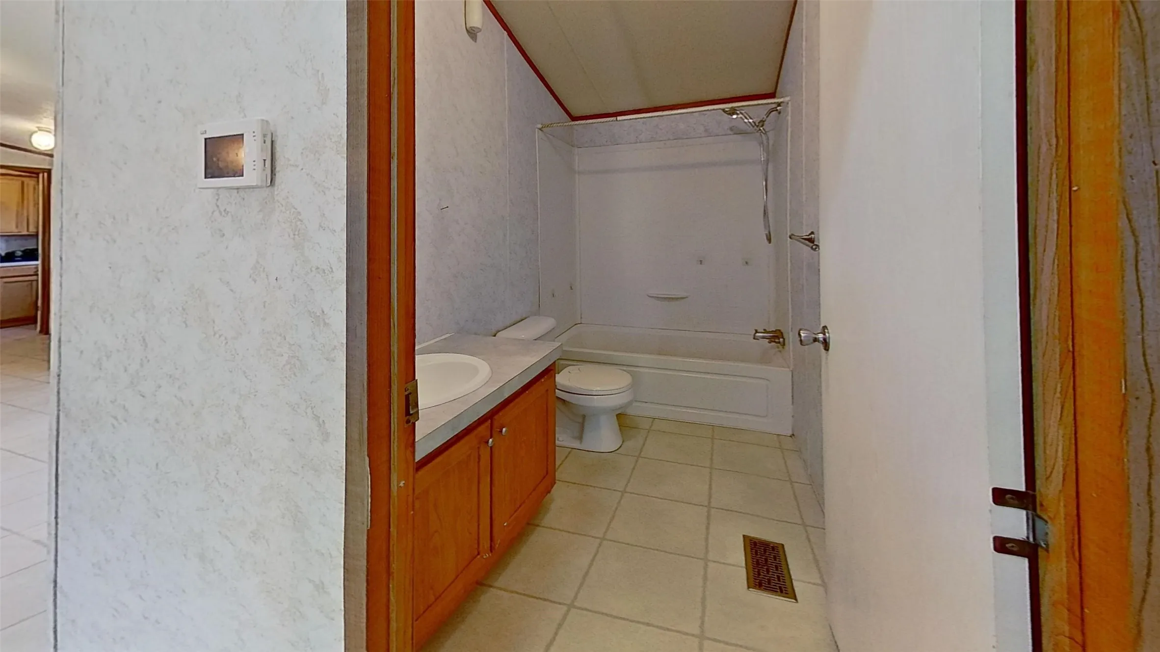 Mobile Home For Sale in Wise County , 441 Quail Chase Drive, Decatur, Texas 76234, 3 Bedroom, 2 Bathroom, Garage spaces, 1,456 Sqft, built in 2003, mls#21370189, Real Estate Agent in Decatur, Homes For Sale in Wise county, Homes For Sale in Decatur, Realtor in Decatur Texas, Real Estate Brokerage Independent Realty Texas, Luminita Cordes Realtor