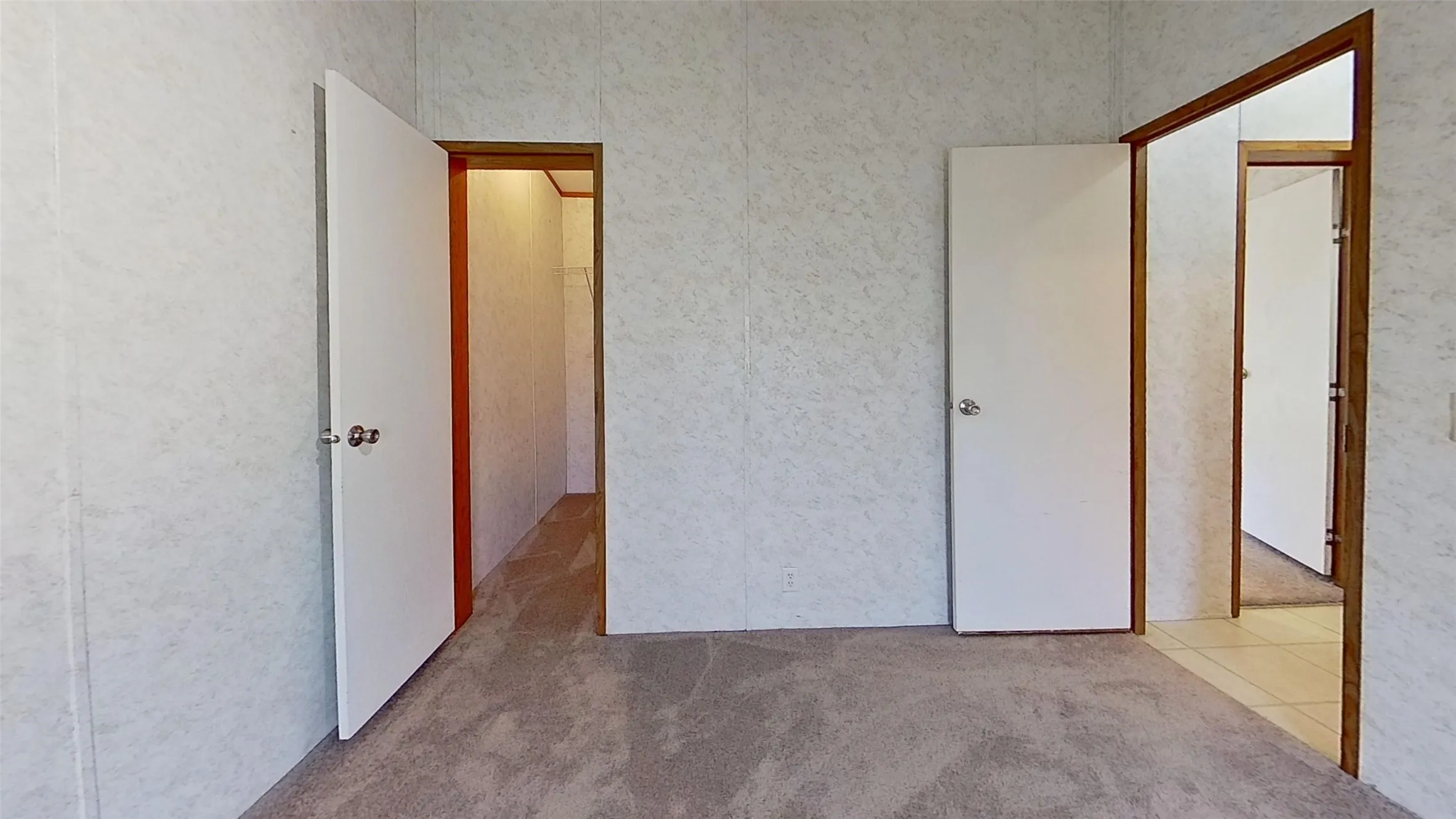 Mobile Home For Sale in Wise County , 441 Quail Chase Drive, Decatur, Texas 76234, 3 Bedroom, 2 Bathroom, Garage spaces, 1,456 Sqft, built in 2003, mls#21370189, Real Estate Agent in Decatur, Homes For Sale in Wise county, Homes For Sale in Decatur, Realtor in Decatur Texas, Real Estate Brokerage Independent Realty Texas, Luminita Cordes Realtor