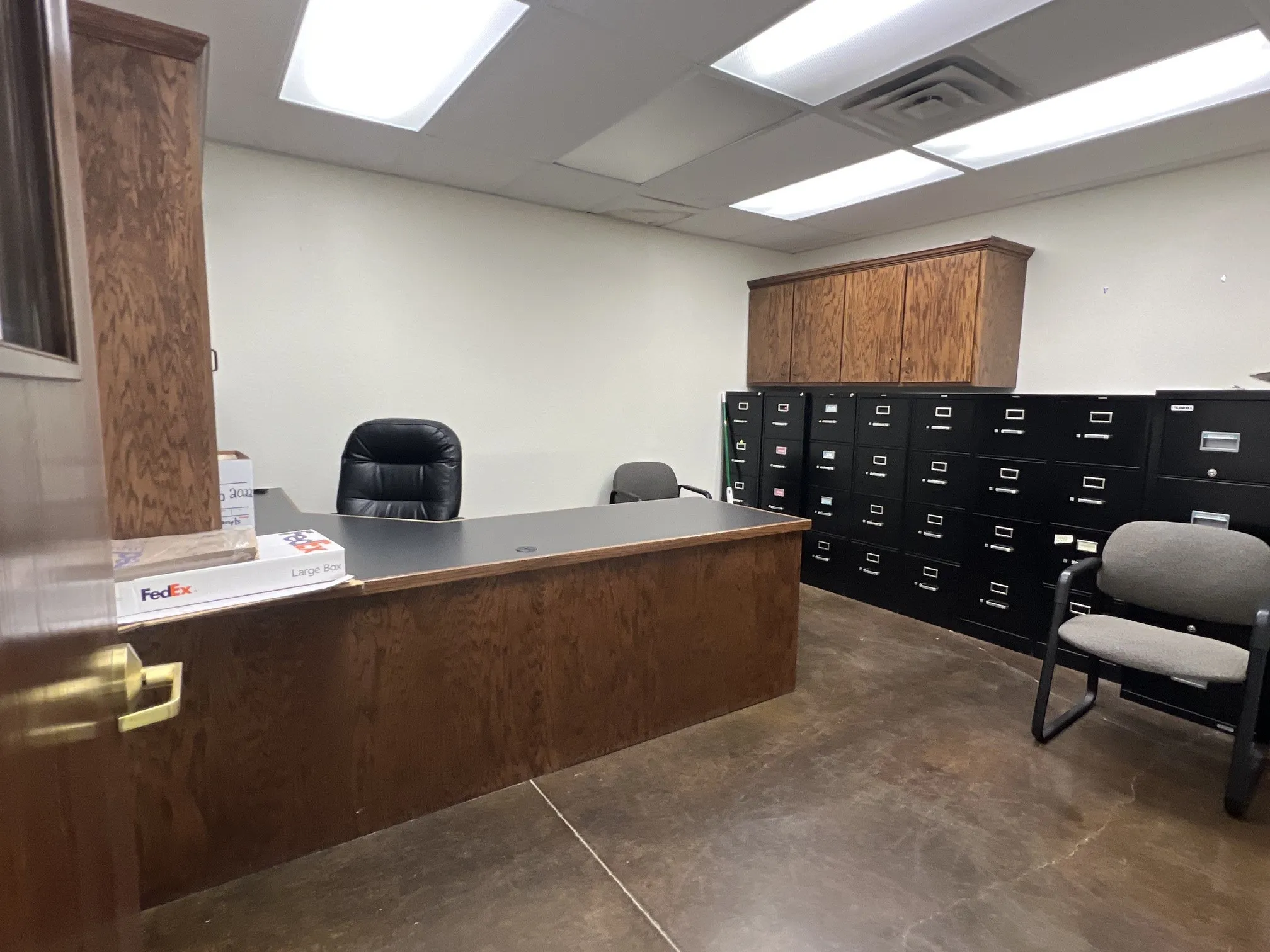 Office For Rent in Brown County , 4301 Danhil Drive, Brownwood, Texas 76801, 0, 0, Garage spaces, 0 Sqft, built in 1998, mls#21371469, Real Estate Agent in Brownwood, Homes For Rent in Brown county, Homes For Rent in Brownwood, Realtor in Brownwood Texas, Real Estate Brokerage Independent Realty Texas, Luminita Cordes Realtor