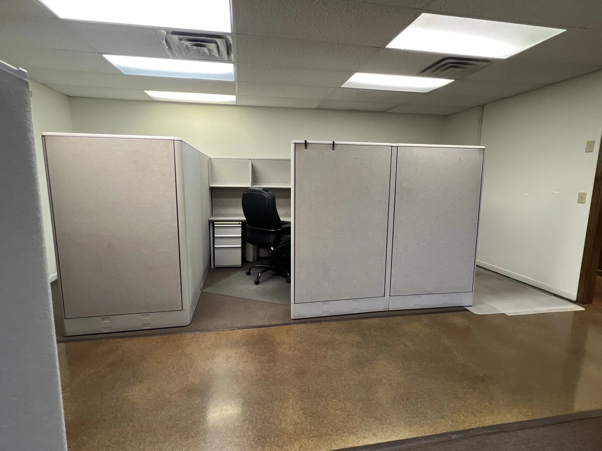 Office For Rent in Brown County , 4301 Danhil Drive, Brownwood, Texas 76801, 0, 0, Garage spaces, 0 Sqft, built in 1998, mls#21371469, Real Estate Agent in Brownwood, Homes For Rent in Brown county, Homes For Rent in Brownwood, Realtor in Brownwood Texas, Real Estate Brokerage Independent Realty Texas, Luminita Cordes Realtor