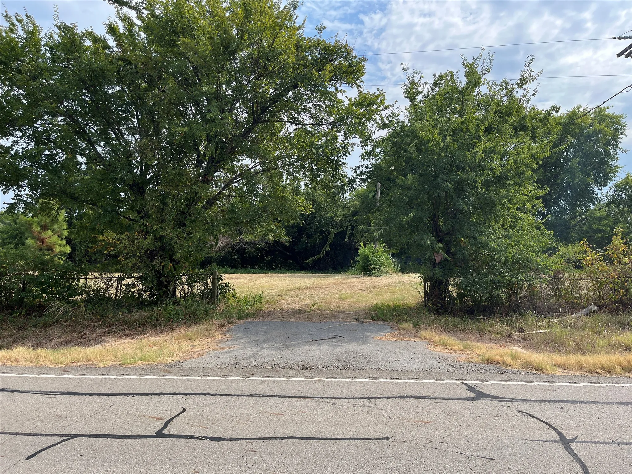 Improved Land For Sale in Fannin County , 404 E Maple Street, Ravenna, Texas 75476, 0, 0, Garage spaces, 0 Sqft, built in 0, mls#21373545, Real Estate Agent in Ravenna, Homes For Sale in Fannin county, Homes For Sale in Ravenna, Realtor in Ravenna Texas, Real Estate Brokerage Independent Realty Texas, Luminita Cordes Realtor