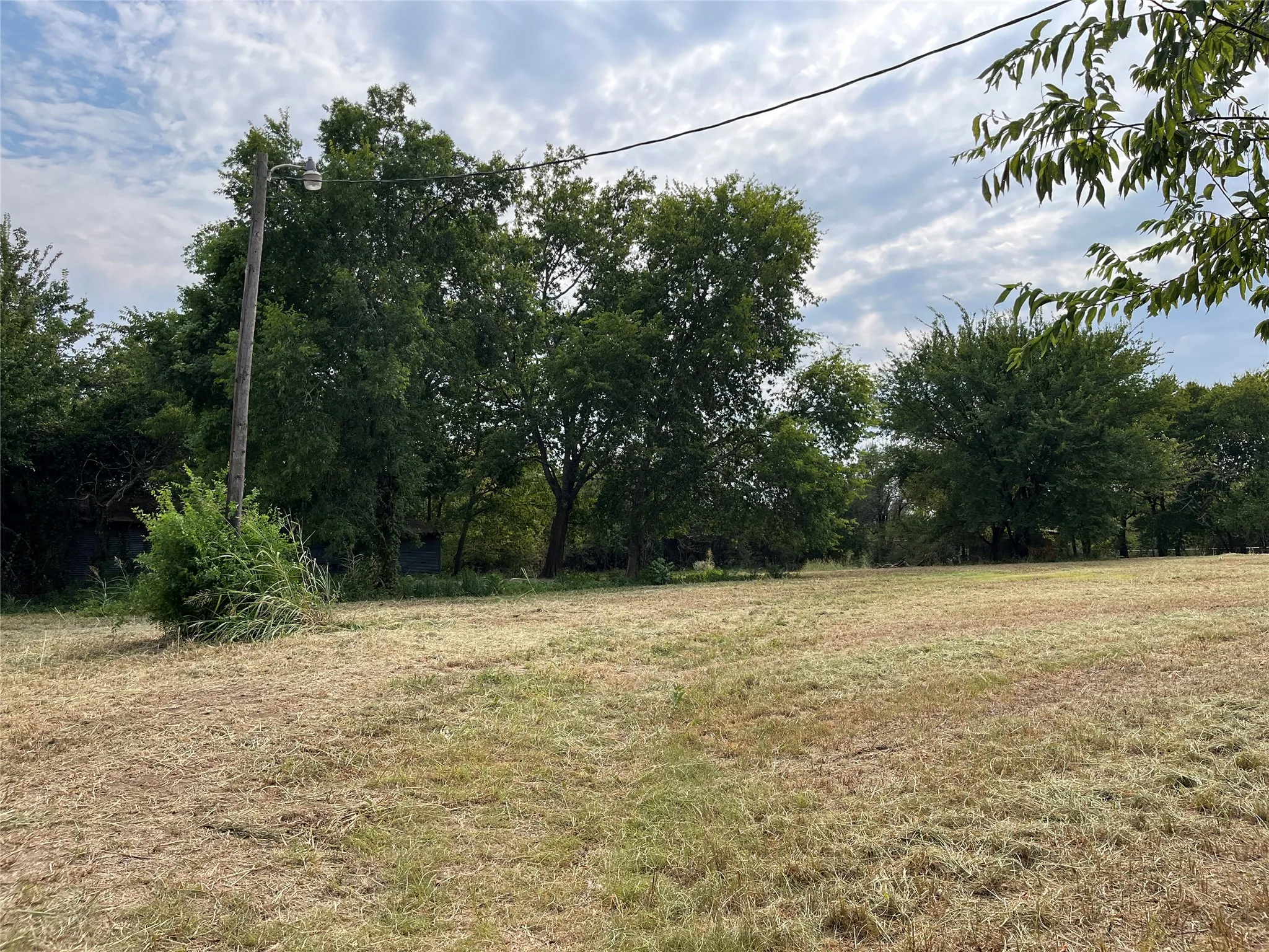 Improved Land For Sale in Fannin County , 404 E Maple Street, Ravenna, Texas 75476, 0, 0, Garage spaces, 0 Sqft, built in 0, mls#21373545, Real Estate Agent in Ravenna, Homes For Sale in Fannin county, Homes For Sale in Ravenna, Realtor in Ravenna Texas, Real Estate Brokerage Independent Realty Texas, Luminita Cordes Realtor