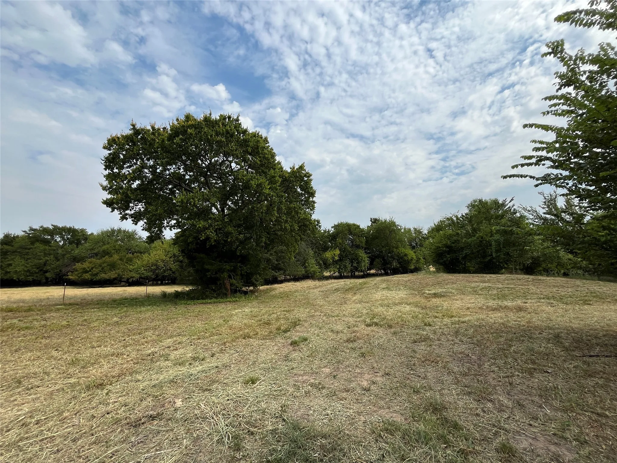 Improved Land For Sale in Fannin County , 404 E Maple Street, Ravenna, Texas 75476, 0, 0, Garage spaces, 0 Sqft, built in 0, mls#21373545, Real Estate Agent in Ravenna, Homes For Sale in Fannin county, Homes For Sale in Ravenna, Realtor in Ravenna Texas, Real Estate Brokerage Independent Realty Texas, Luminita Cordes Realtor