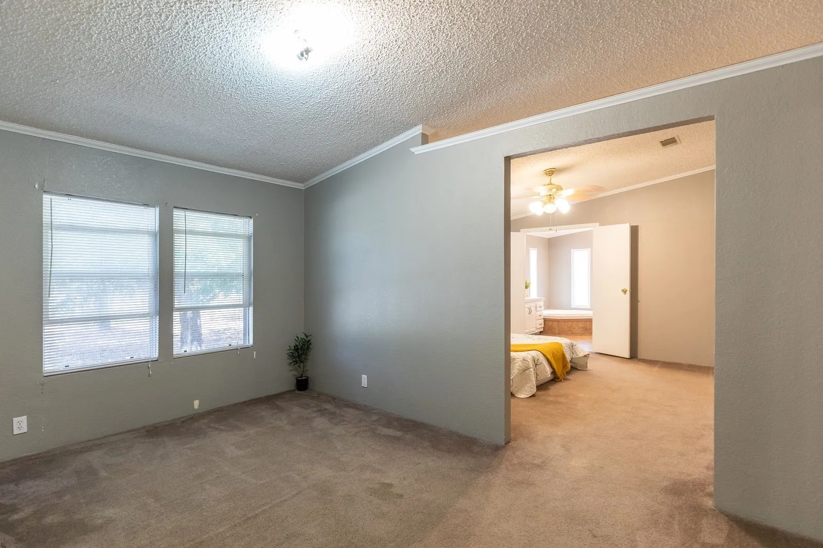 Manufactured Home For Sale in Callahan County , 585 County Road 113, Clyde, Texas 79510, 4 Bedroom, 3 Bathroom, Garage spaces, 2,400 Sqft, built in 2000, mls#21373639, Real Estate Agent in Clyde, Homes For Sale in Callahan county, Homes For Sale in Clyde, Realtor in Clyde Texas, Real Estate Brokerage Independent Realty Texas, Luminita Cordes Realtor