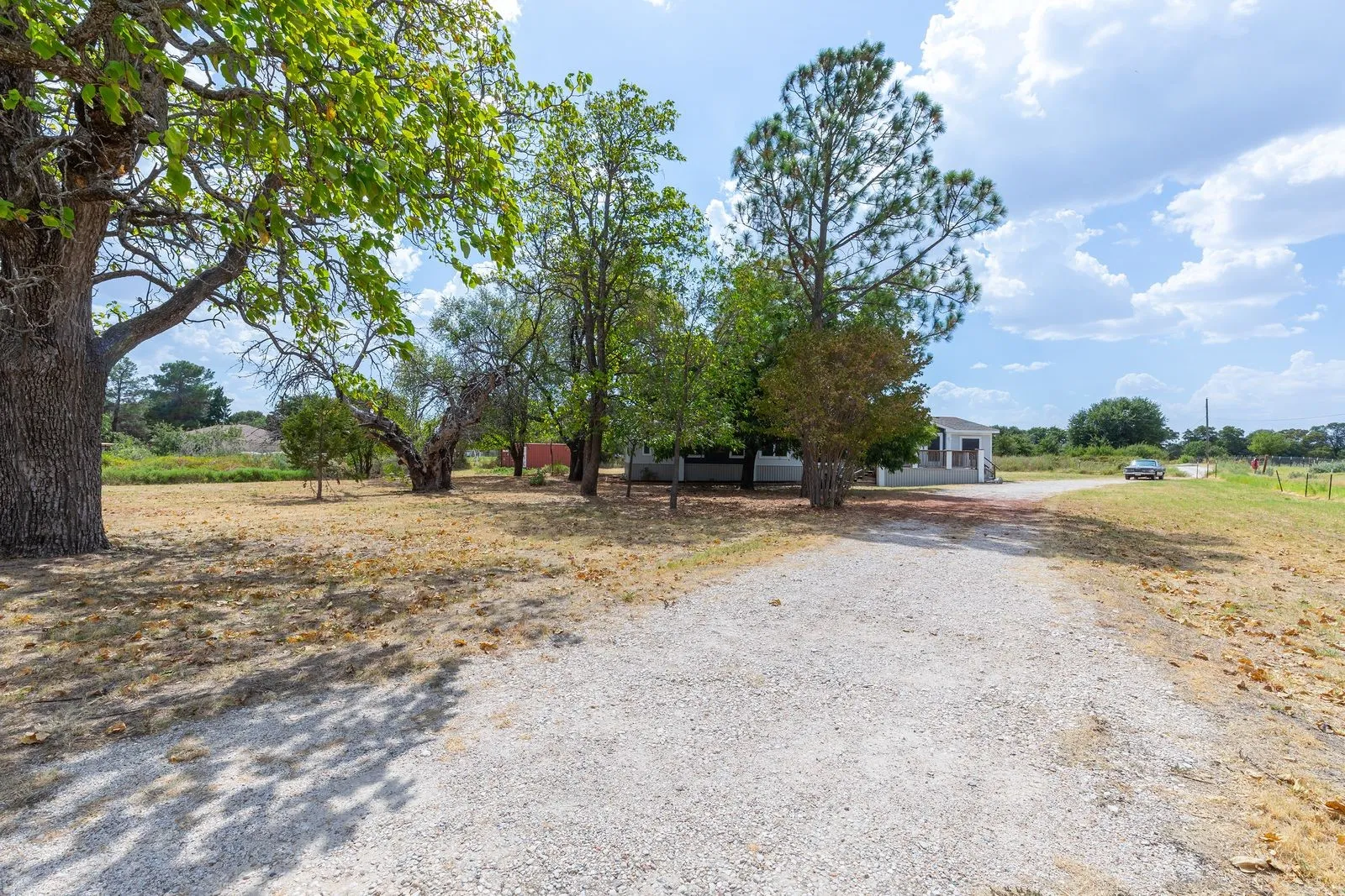 Manufactured Home For Sale in Callahan County , 585 County Road 113, Clyde, Texas 79510, 4 Bedroom, 3 Bathroom, Garage spaces, 2,400 Sqft, built in 2000, mls#21373639, Real Estate Agent in Clyde, Homes For Sale in Callahan county, Homes For Sale in Clyde, Realtor in Clyde Texas, Real Estate Brokerage Independent Realty Texas, Luminita Cordes Realtor