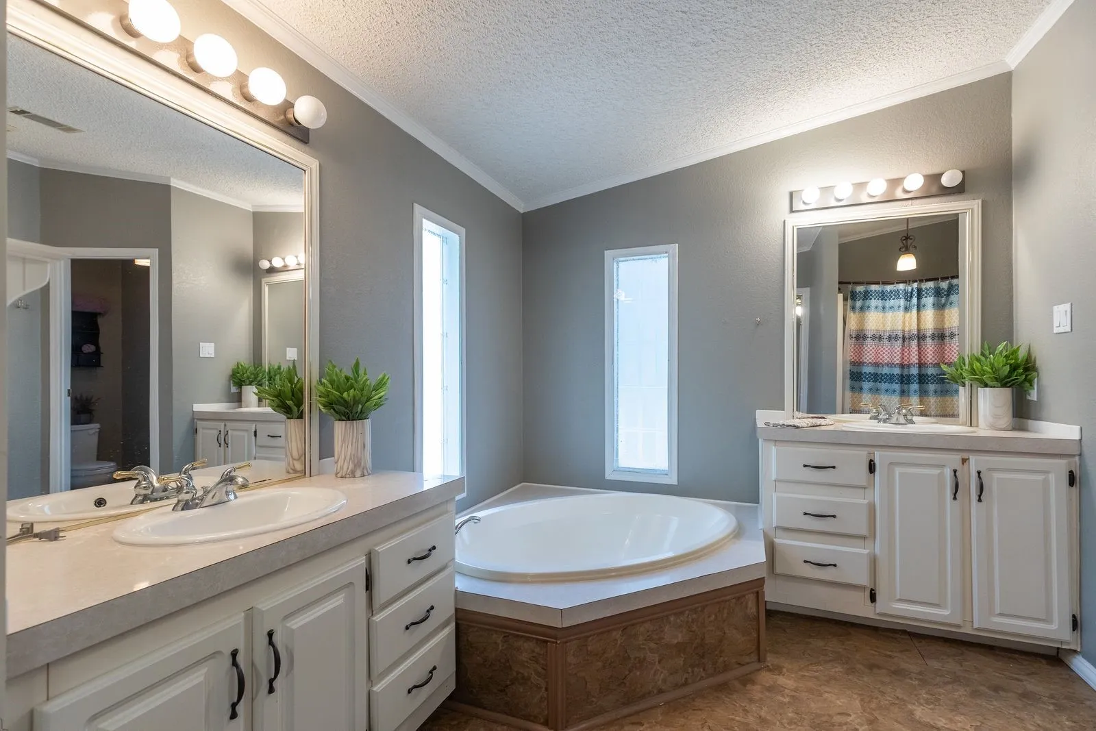 Manufactured Home For Sale in Callahan County , 585 County Road 113, Clyde, Texas 79510, 4 Bedroom, 3 Bathroom, Garage spaces, 2,400 Sqft, built in 2000, mls#21373639, Real Estate Agent in Clyde, Homes For Sale in Callahan county, Homes For Sale in Clyde, Realtor in Clyde Texas, Real Estate Brokerage Independent Realty Texas, Luminita Cordes Realtor