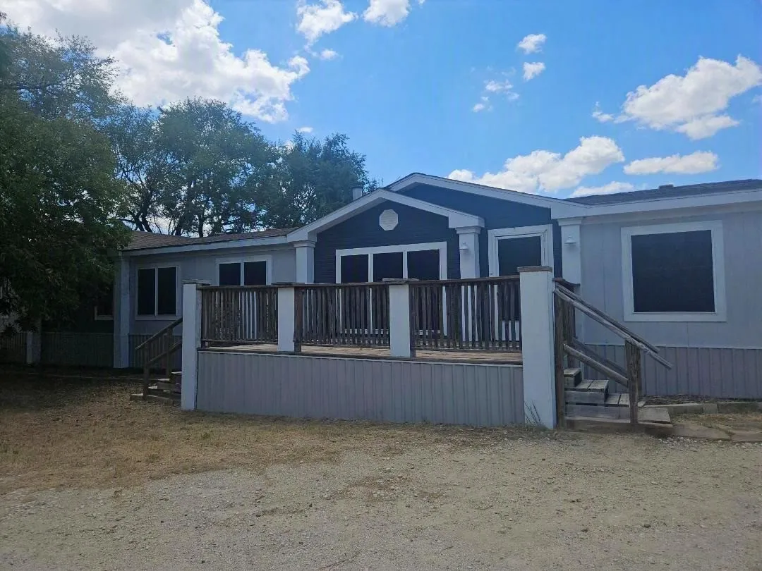 Manufactured Home For Sale in Callahan County , 585 County Road 113, Clyde, Texas 79510, 4 Bedroom, 3 Bathroom, Garage spaces, 2,400 Sqft, built in 2000, mls#21373639, Real Estate Agent in Clyde, Homes For Sale in Callahan county, Homes For Sale in Clyde, Realtor in Clyde Texas, Real Estate Brokerage Independent Realty Texas, Luminita Cordes Realtor