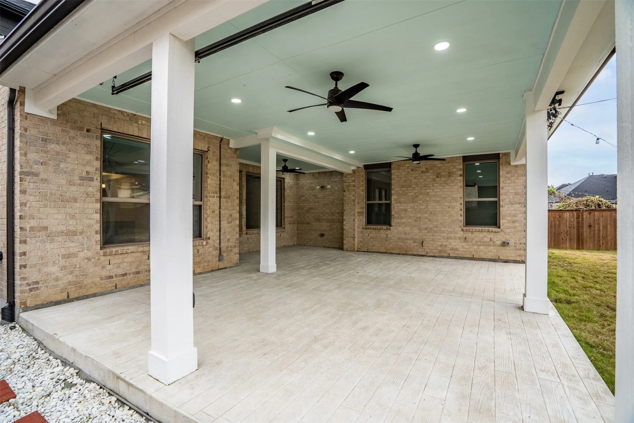 Single Family Residence For Rent in Collin County , 4505 Fall Meadow Drive, Prosper, Texas 75078, 4 Bedroom, 4 Bathroom, 2 Garage spaces, 2,478 Sqft, built in 2022, mls#21373417, Real Estate Agent in Prosper, Homes For Rent in Collin county, Homes For Rent in Prosper, Realtor in Prosper Texas, Real Estate Brokerage Independent Realty Texas, Luminita Cordes Realtor
