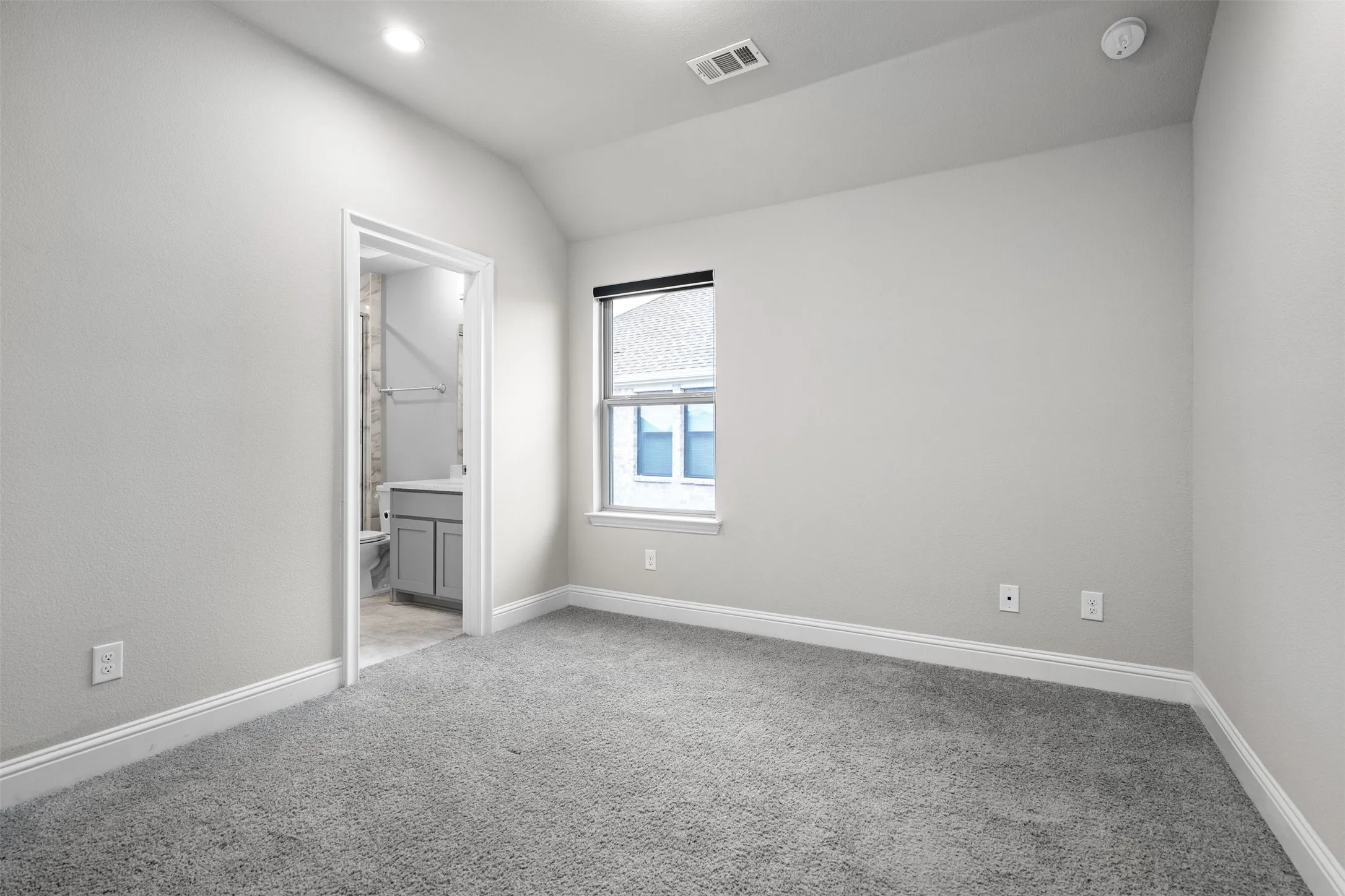 Single Family Residence For Rent in Collin County , 4505 Fall Meadow Drive, Prosper, Texas 75078, 4 Bedroom, 4 Bathroom, 2 Garage spaces, 2,478 Sqft, built in 2022, mls#21373417, Real Estate Agent in Prosper, Homes For Rent in Collin county, Homes For Rent in Prosper, Realtor in Prosper Texas, Real Estate Brokerage Independent Realty Texas, Luminita Cordes Realtor