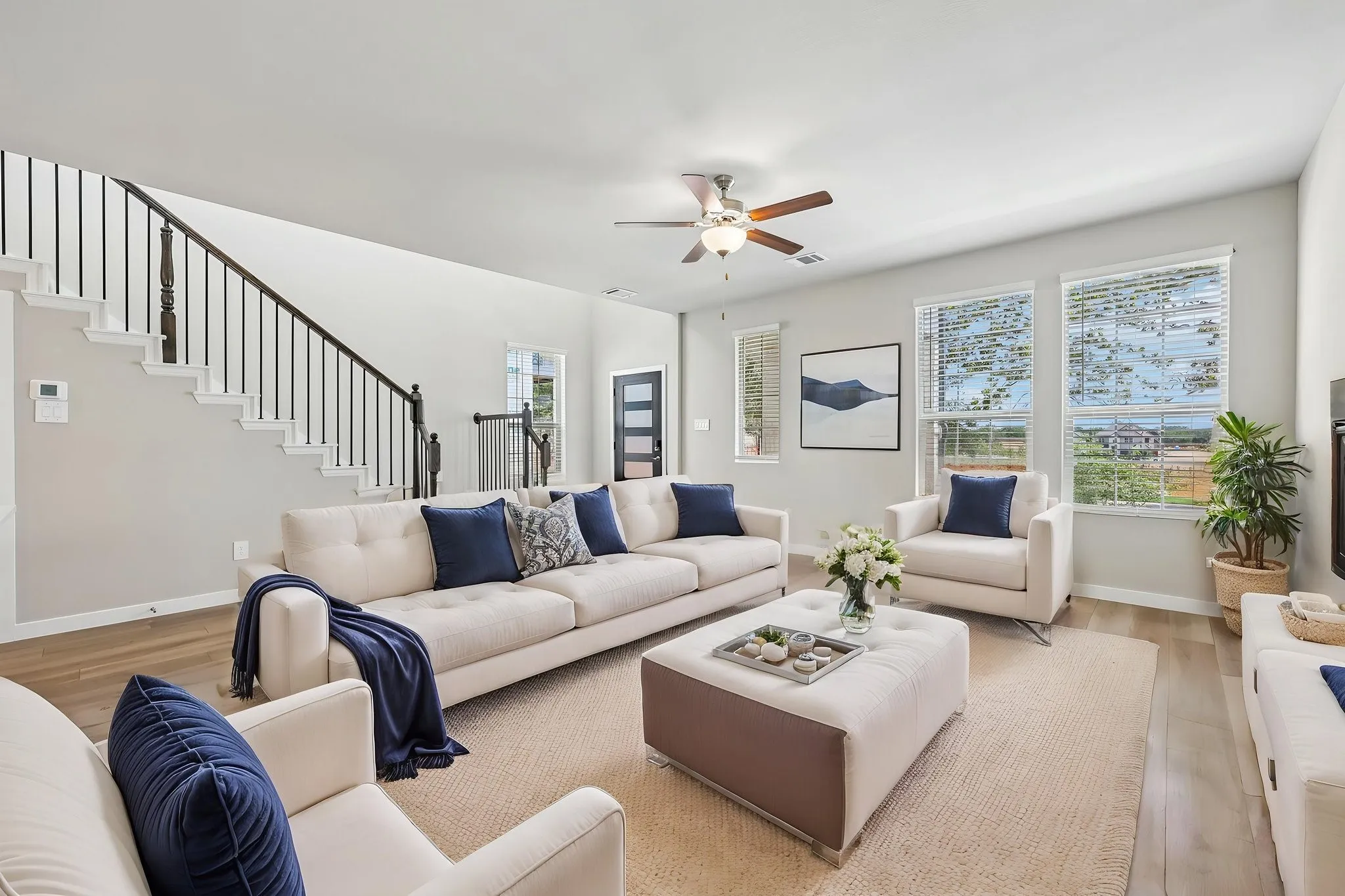  Photo is not of the actual home, but is an inspirational photo of builder’s model home and may depict options, furnishings, and/or decorator features that are not included.

