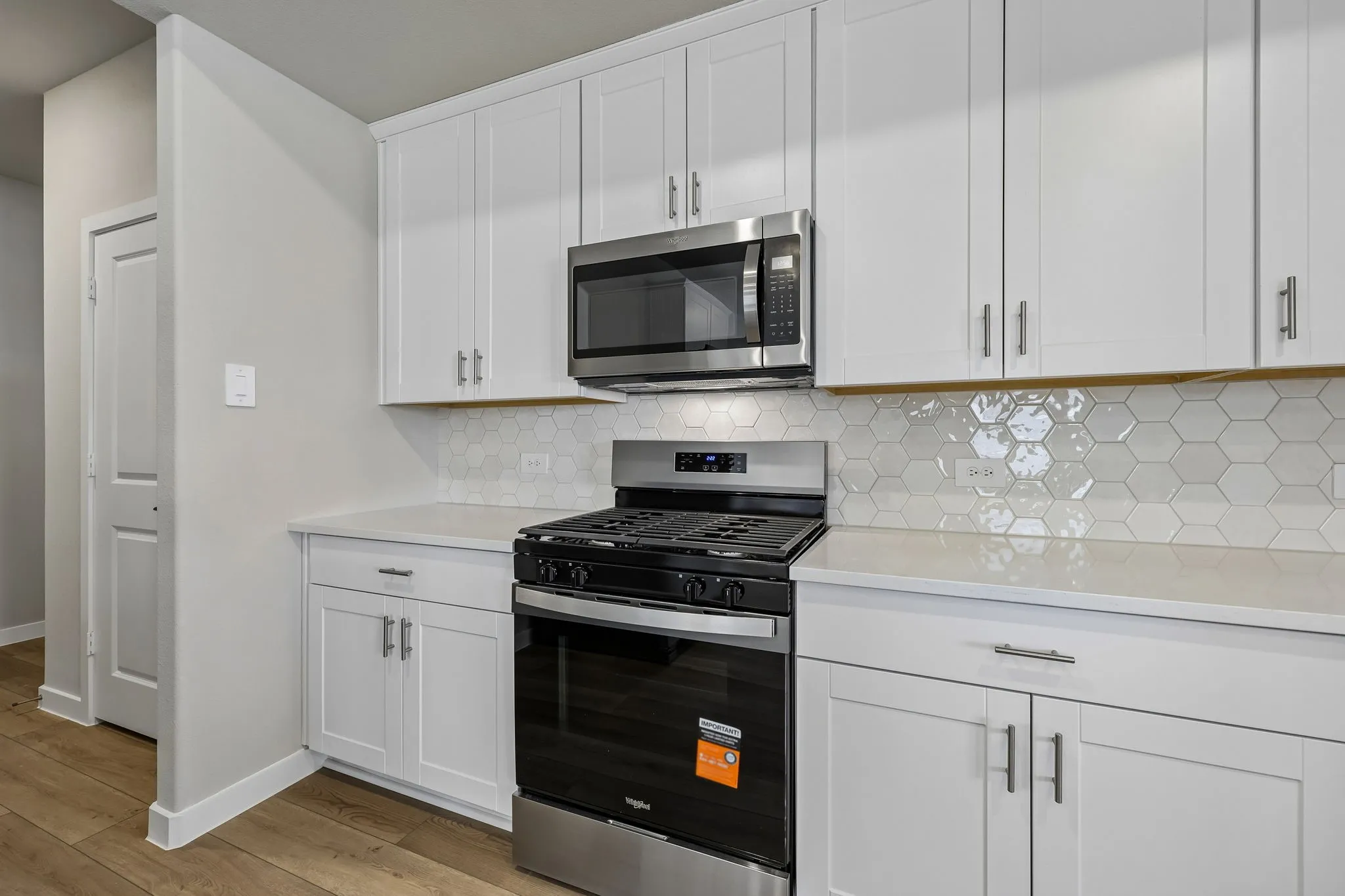  Photo is not of the actual home, but is an inspirational photo of builder’s model home and may depict options, furnishings, and/or decorator features that are not included.
