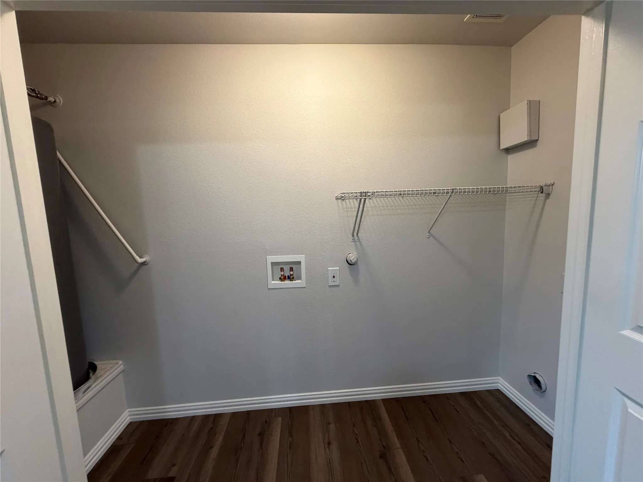 Single Family Residence For Sale in Collin County , 1000 Throckmorton Street A, B, Mc Kinney, Texas 75069, 6 Bedroom, 4 Bathroom, Garage spaces, 2,396 Sqft, built in 2007, mls#21366818, Real Estate Agent in Mc Kinney, Homes For Sale in Collin county, Homes For Sale in Mc Kinney, Realtor in Mc Kinney Texas, Real Estate Brokerage Independent Realty Texas, Luminita Cordes Realtor