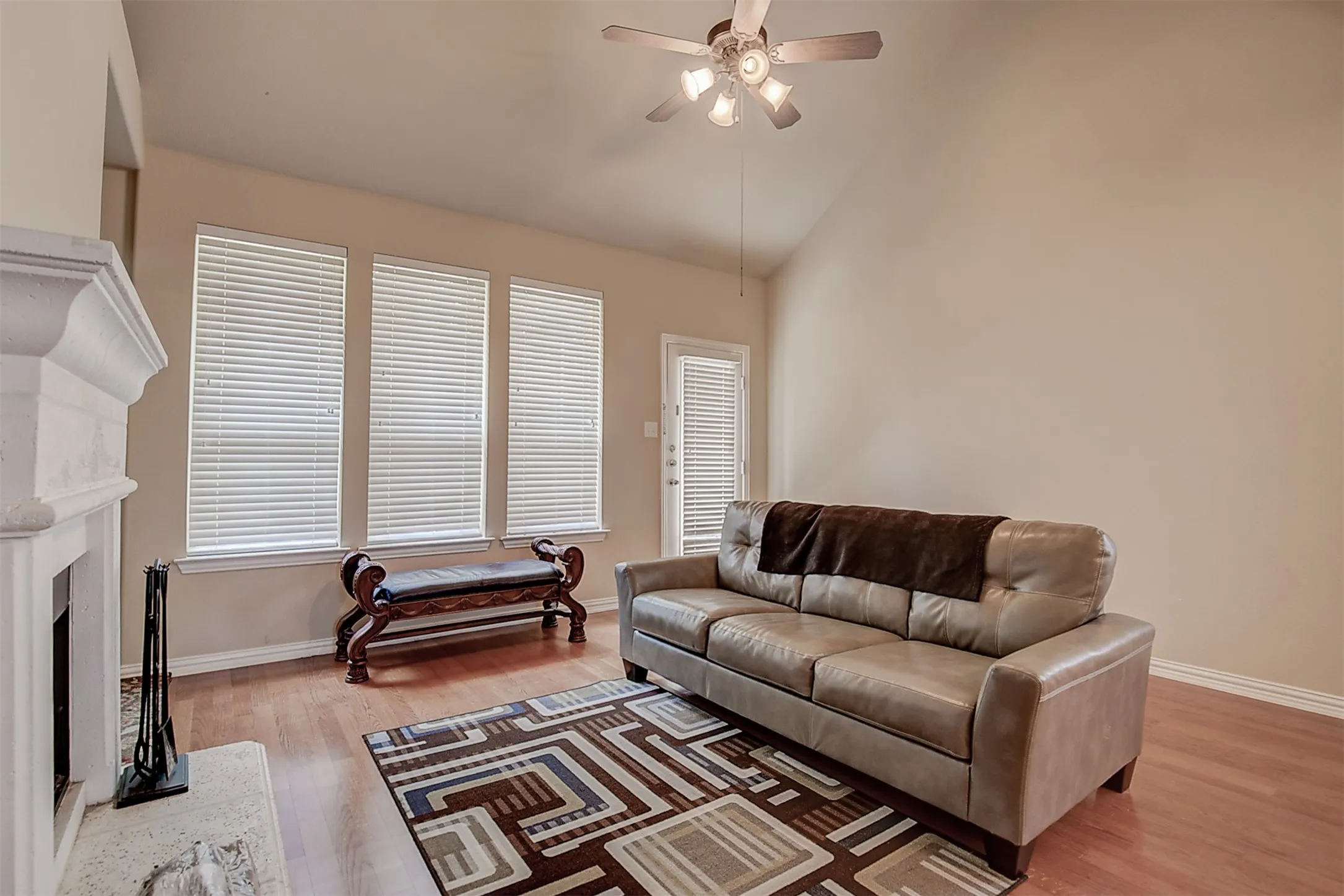 Single Family Residence For Rent in Collin County , 2832 Gooseberry Drive, Plano, Texas 75074, 4 Bedroom, 3 Bathroom, 2 Garage spaces, 2,398 Sqft, built in 2006, mls#21343612, Real Estate Agent in Plano, Homes For Rent in Collin county, Homes For Rent in Plano, Realtor in Plano Texas, Real Estate Brokerage Independent Realty Texas, Luminita Cordes Realtor