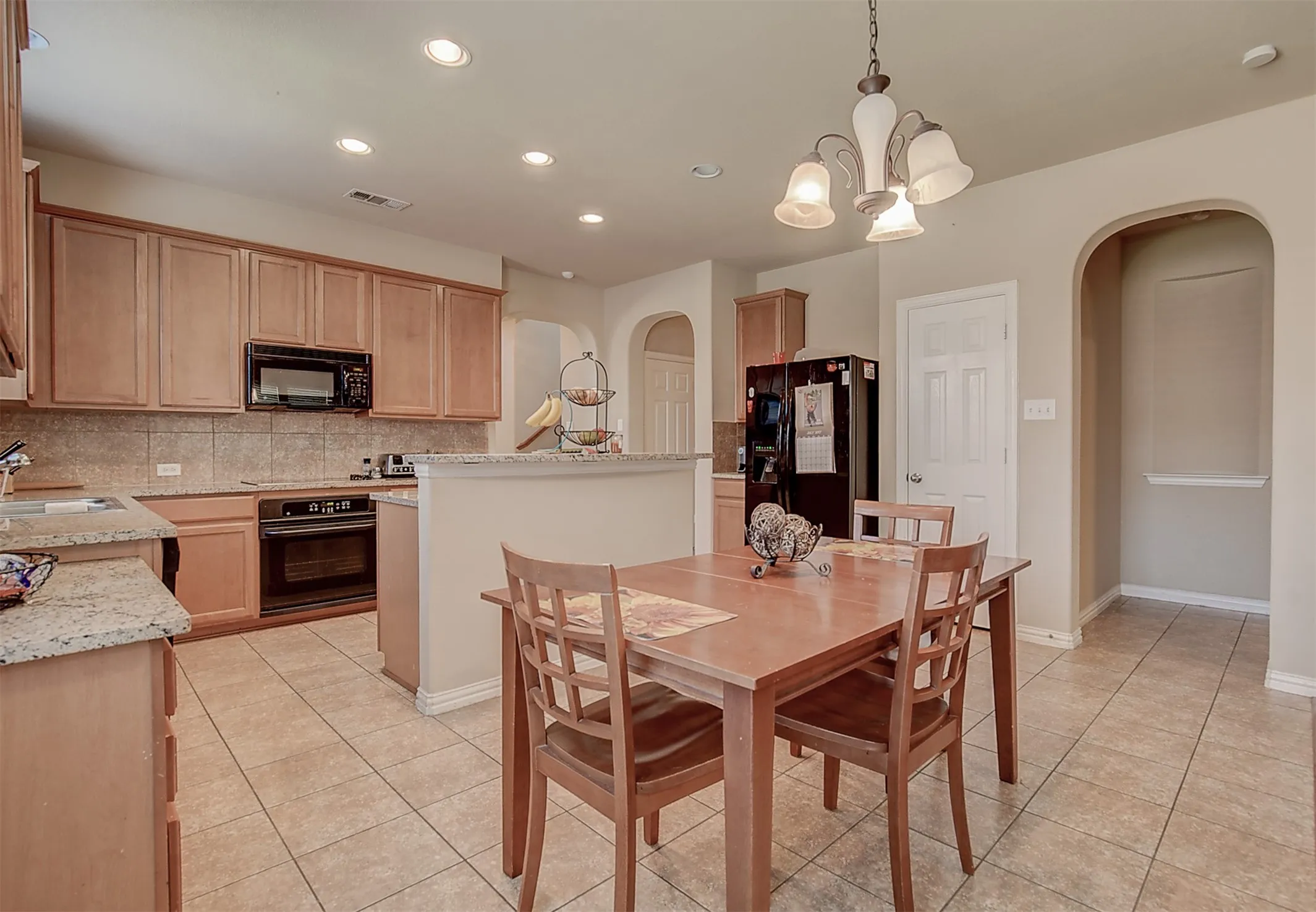 Single Family Residence For Rent in Collin County , 2832 Gooseberry Drive, Plano, Texas 75074, 4 Bedroom, 3 Bathroom, 2 Garage spaces, 2,398 Sqft, built in 2006, mls#21343612, Real Estate Agent in Plano, Homes For Rent in Collin county, Homes For Rent in Plano, Realtor in Plano Texas, Real Estate Brokerage Independent Realty Texas, Luminita Cordes Realtor