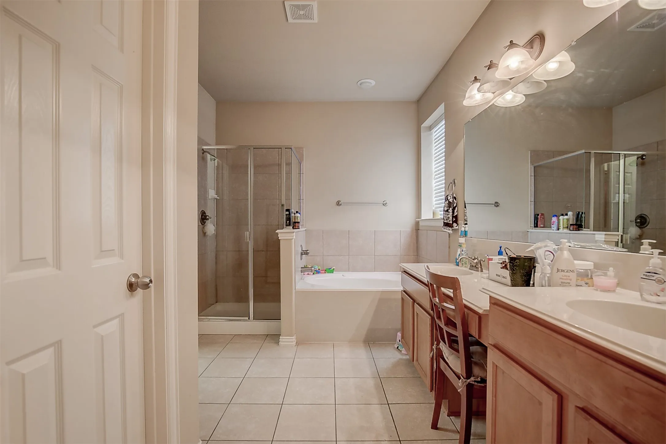 Single Family Residence For Rent in Collin County , 2832 Gooseberry Drive, Plano, Texas 75074, 4 Bedroom, 3 Bathroom, 2 Garage spaces, 2,398 Sqft, built in 2006, mls#21343612, Real Estate Agent in Plano, Homes For Rent in Collin county, Homes For Rent in Plano, Realtor in Plano Texas, Real Estate Brokerage Independent Realty Texas, Luminita Cordes Realtor