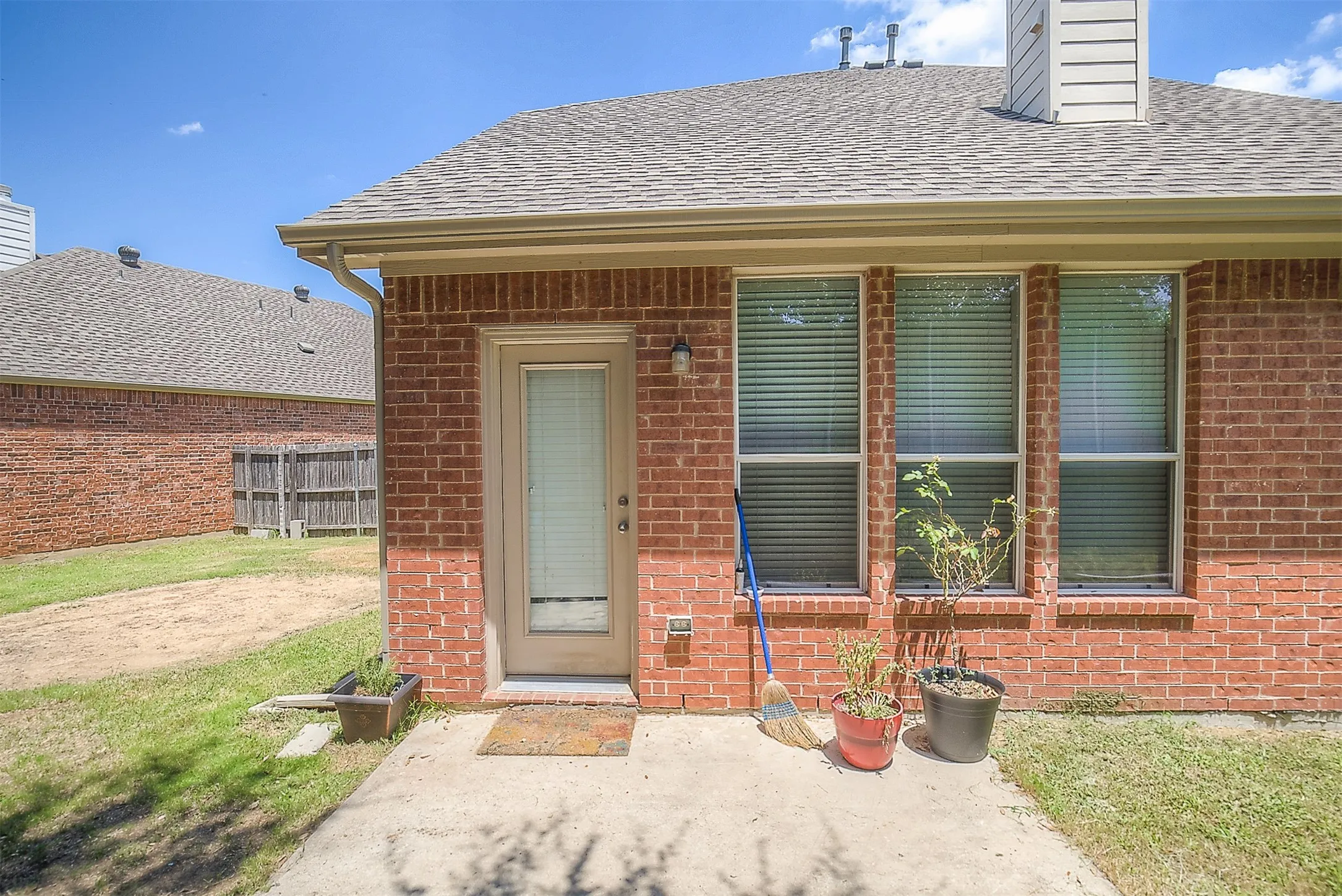 Single Family Residence For Rent in Collin County , 2832 Gooseberry Drive, Plano, Texas 75074, 4 Bedroom, 3 Bathroom, 2 Garage spaces, 2,398 Sqft, built in 2006, mls#21343612, Real Estate Agent in Plano, Homes For Rent in Collin county, Homes For Rent in Plano, Realtor in Plano Texas, Real Estate Brokerage Independent Realty Texas, Luminita Cordes Realtor