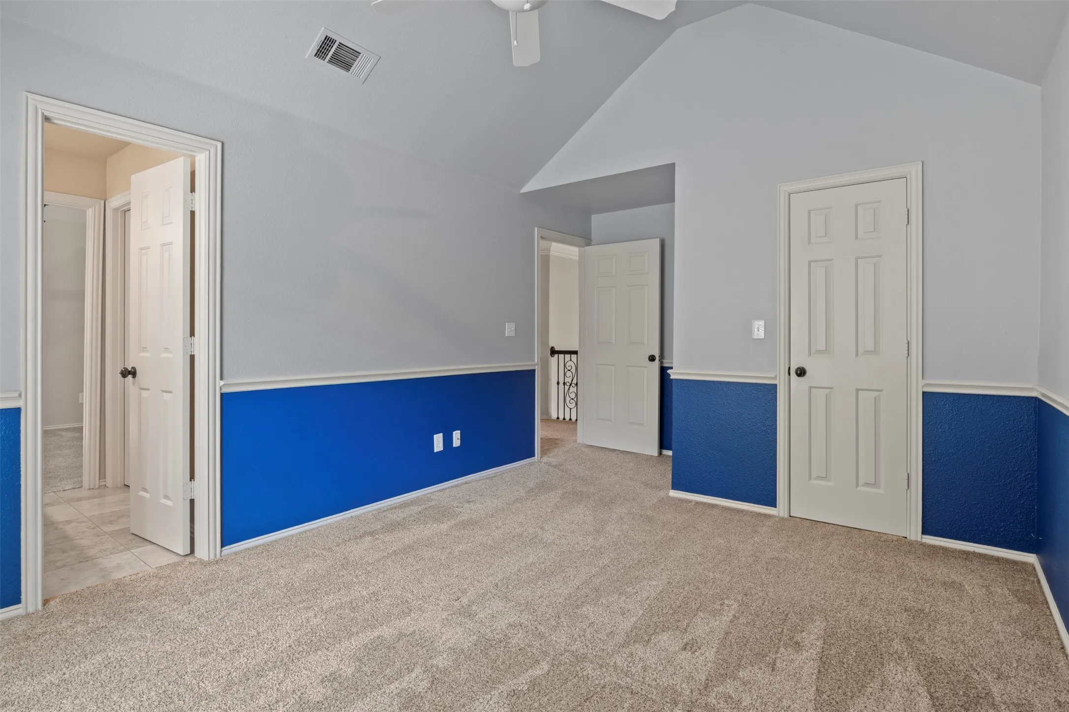 Single Family Residence For Sale in Collin County , 5812 Kingsbrook Drive, Plano, Texas 75093, 4 Bedroom, 3 Bathroom, 2 Garage spaces, 3,287 Sqft, built in 1996, mls#21300642, Real Estate Agent in Plano, Homes For Sale in Collin county, Homes For Sale in Plano, Realtor in Plano Texas, Real Estate Brokerage Independent Realty Texas, Luminita Cordes Realtor