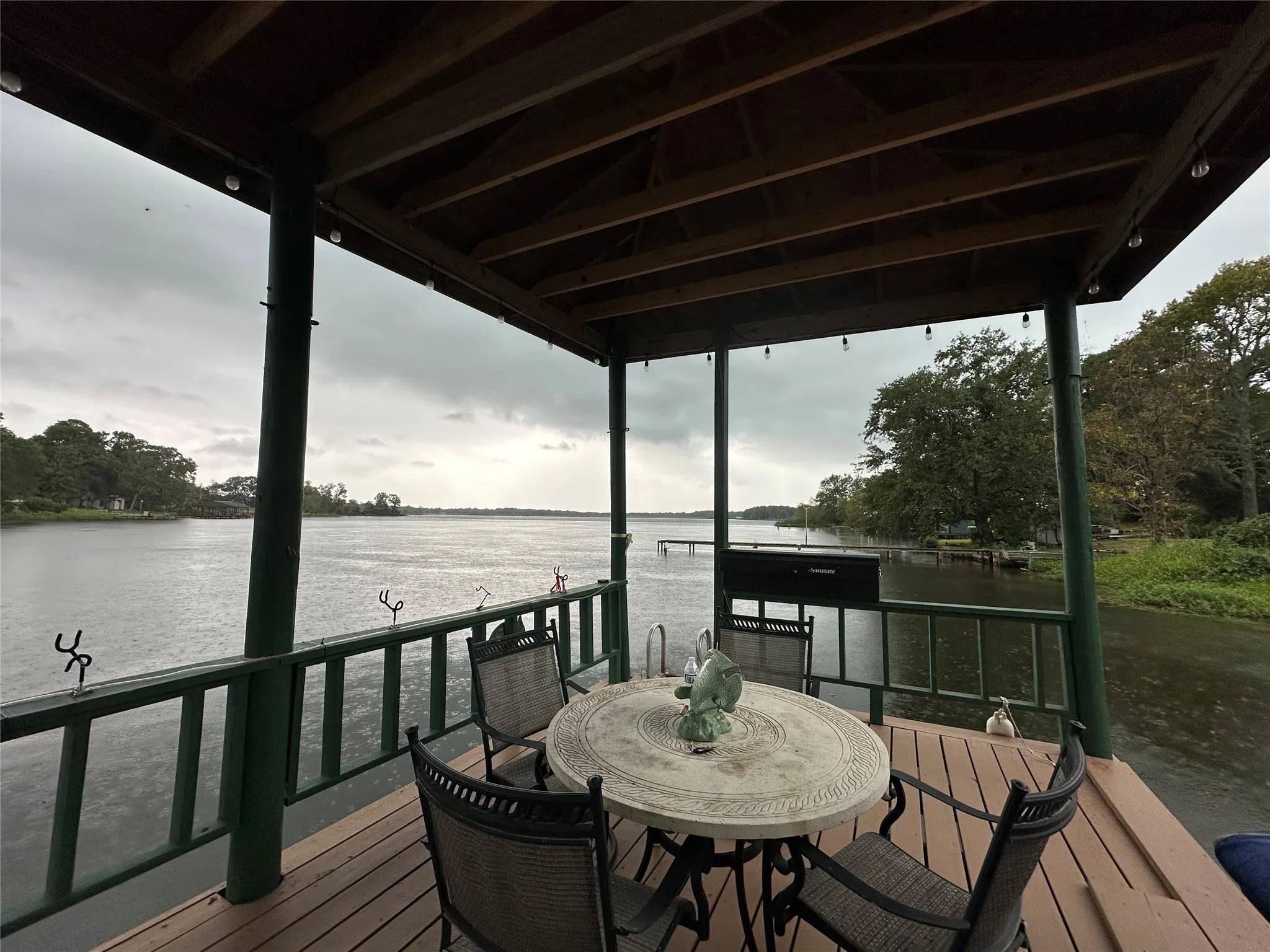 Single Family Residence For Sale in Wood County , 1776 County Road 2270, Mineola, Texas 75773, 3 Bedroom, 2 Bathroom, 2 Garage spaces, 1,596 Sqft, built in 1970, mls#21373008, Real Estate Agent in Mineola, Homes For Sale in Wood county, Homes For Sale in Mineola, Realtor in Mineola Texas, Real Estate Brokerage Independent Realty Texas, Luminita Cordes Realtor