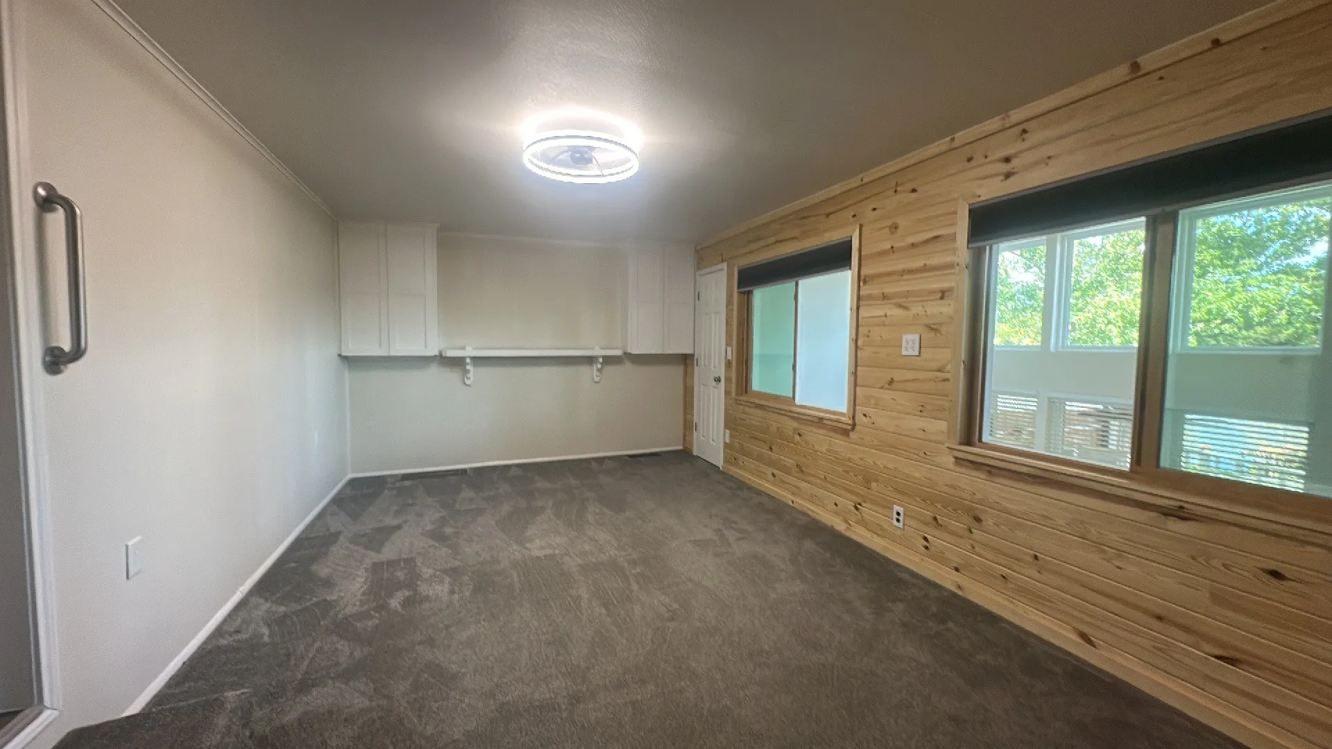 Single Family Residence For Sale in Wood County , 1776 County Road 2270, Mineola, Texas 75773, 3 Bedroom, 2 Bathroom, 2 Garage spaces, 1,596 Sqft, built in 1970, mls#21373008, Real Estate Agent in Mineola, Homes For Sale in Wood county, Homes For Sale in Mineola, Realtor in Mineola Texas, Real Estate Brokerage Independent Realty Texas, Luminita Cordes Realtor