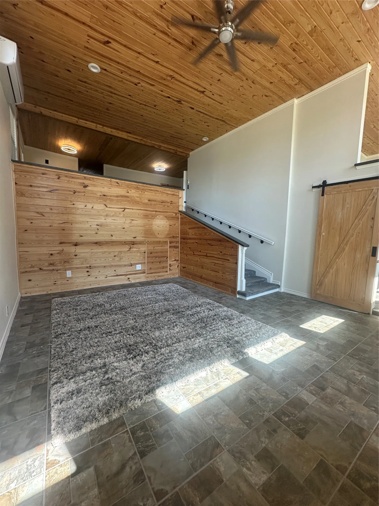 Single Family Residence For Sale in Wood County , 1776 County Road 2270, Mineola, Texas 75773, 3 Bedroom, 2 Bathroom, 2 Garage spaces, 1,596 Sqft, built in 1970, mls#21373008, Real Estate Agent in Mineola, Homes For Sale in Wood county, Homes For Sale in Mineola, Realtor in Mineola Texas, Real Estate Brokerage Independent Realty Texas, Luminita Cordes Realtor