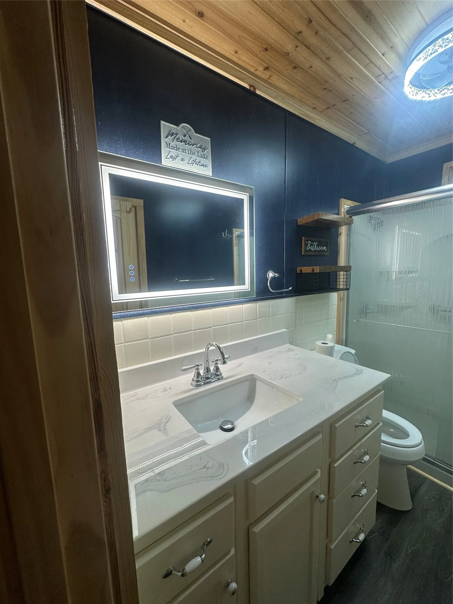 Single Family Residence For Sale in Wood County , 1776 County Road 2270, Mineola, Texas 75773, 3 Bedroom, 2 Bathroom, 2 Garage spaces, 1,596 Sqft, built in 1970, mls#21373008, Real Estate Agent in Mineola, Homes For Sale in Wood county, Homes For Sale in Mineola, Realtor in Mineola Texas, Real Estate Brokerage Independent Realty Texas, Luminita Cordes Realtor