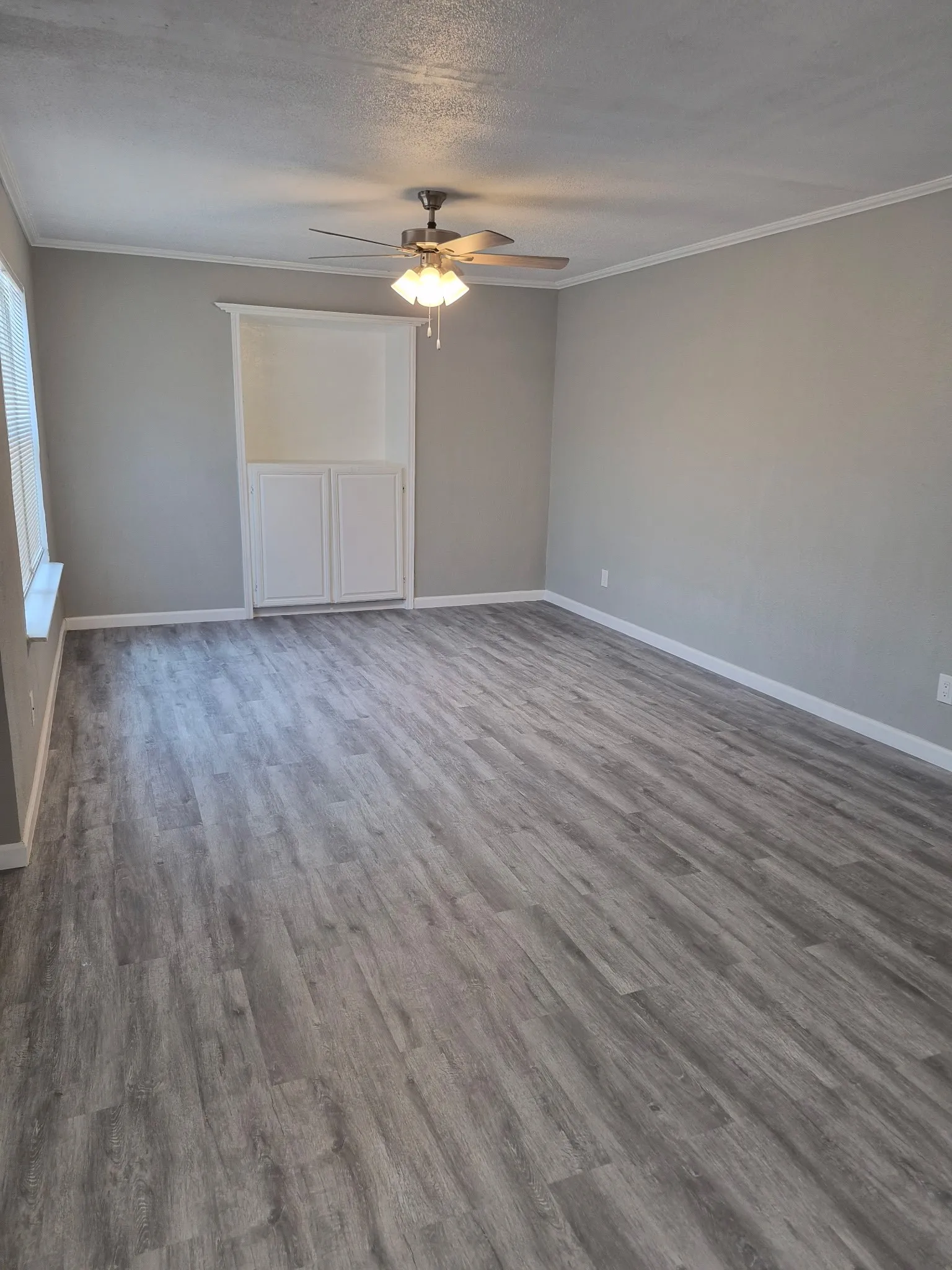 Apartment For Rent in Tarrant County , 6756 Trail Lake Drive A, Fort Worth, Texas 76133, 2 Bedroom, 2 Bathroom, Garage spaces, 4,256 Sqft, built in 1971, mls#21373596, Real Estate Agent in Fort Worth, Homes For Rent in Tarrant county, Homes For Rent in Fort Worth, Realtor in Fort Worth Texas, Real Estate Brokerage Independent Realty Texas, Luminita Cordes Realtor