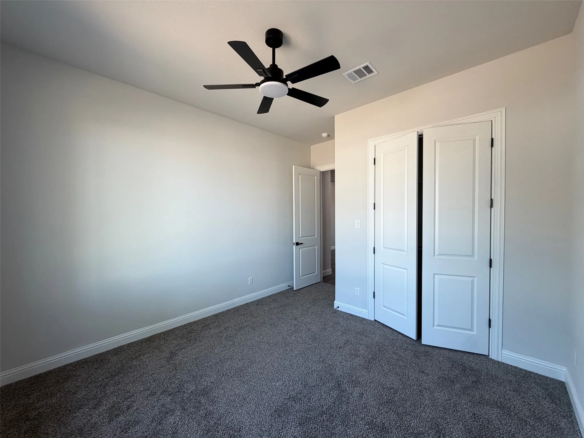 Single Family Residence For Sale in Navarro County , 3247 Hillsdale Drive, Corsicana, Texas 75110, 3 Bedroom, 2 Bathroom, 2 Garage spaces, 1,746 Sqft, built in 2026, mls#21373691, Real Estate Agent in Corsicana, Homes For Sale in Navarro county, Homes For Sale in Corsicana, Realtor in Corsicana Texas, Real Estate Brokerage Independent Realty Texas, Luminita Cordes Realtor