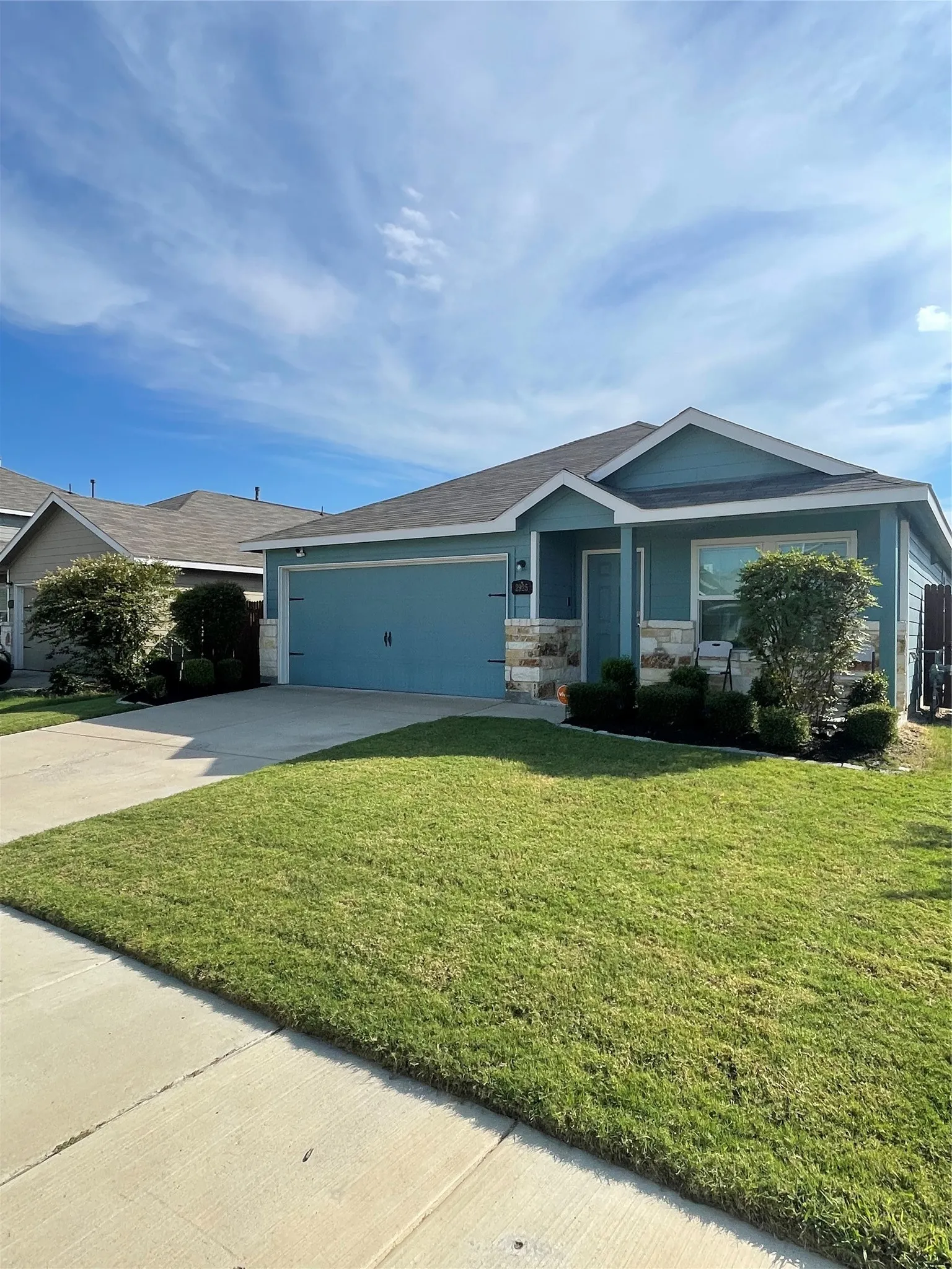 Single Family Residence For Sale in Kaufman County , 2925 Bronte Boulevard, Heartland, Texas 75126, 3 Bedroom, 2 Bathroom, 2 Garage spaces, 1,481 Sqft, built in 2021, mls#21372648, Real Estate Agent in Heartland, Homes For Sale in Kaufman county, Homes For Sale in Heartland, Realtor in Heartland Texas, Real Estate Brokerage Independent Realty Texas, Luminita Cordes Realtor