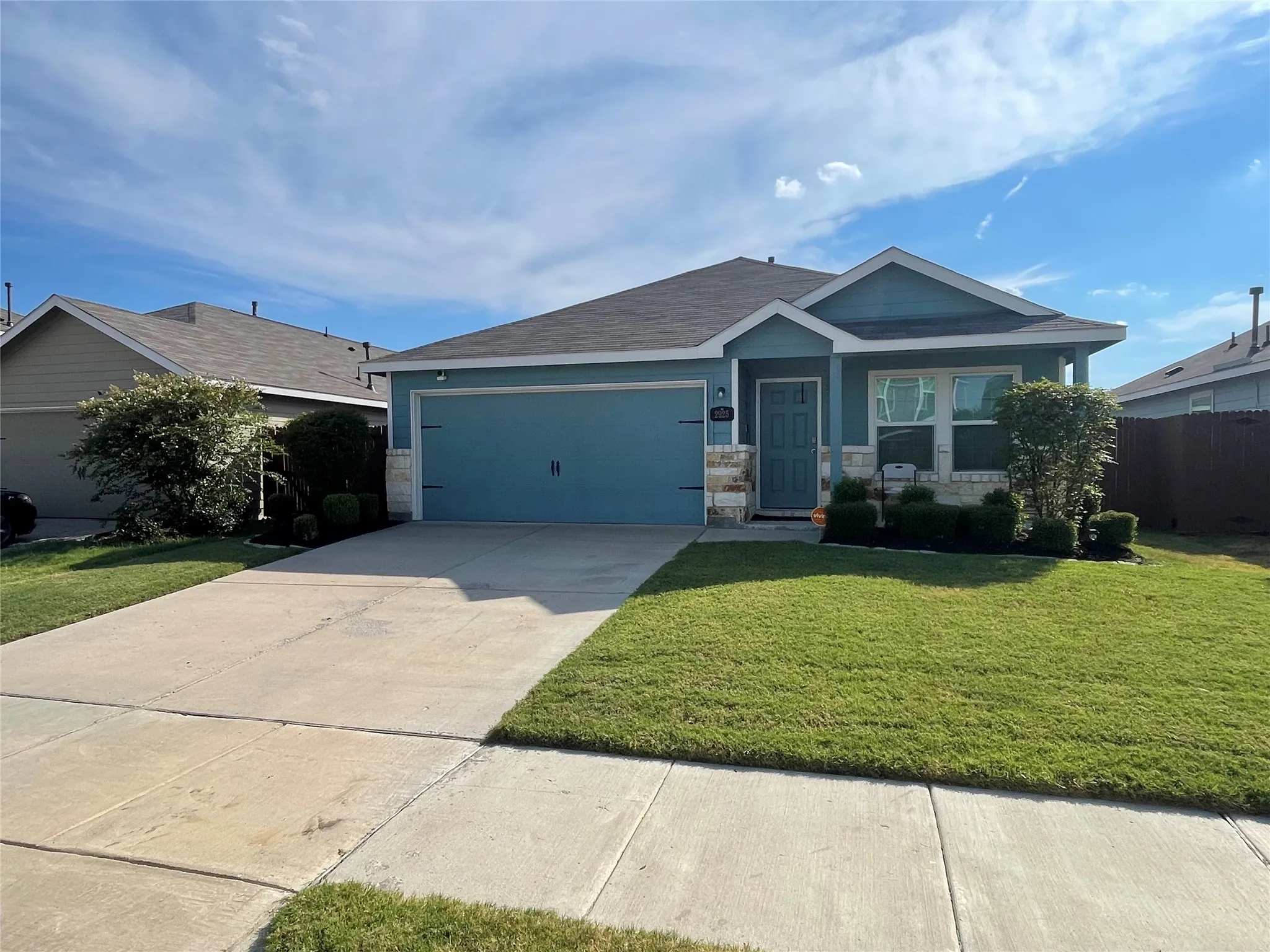 Single Family Residence For Sale in Kaufman County , 2925 Bronte Boulevard, Heartland, Texas 75126, 3 Bedroom, 2 Bathroom, 2 Garage spaces, 1,481 Sqft, built in 2021, mls#21372648, Real Estate Agent in Heartland, Homes For Sale in Kaufman county, Homes For Sale in Heartland, Realtor in Heartland Texas, Real Estate Brokerage Independent Realty Texas, Luminita Cordes Realtor