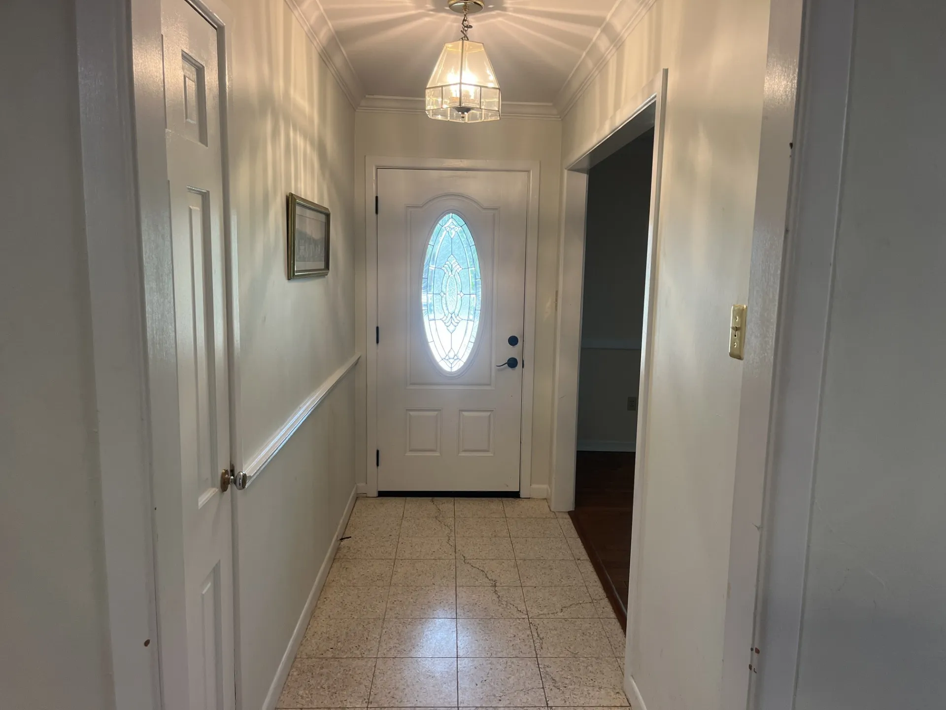 Single Family Residence For Sale in Red River (TX) County , 705 4th, Clarksville, Texas 75426, 4 Bedroom, 3 Bathroom, 3 Garage spaces, 2,959 Sqft, built in 1964, mls#21373644, Real Estate Agent in Clarksville, Homes For Sale in Red River (TX) county, Homes For Sale in Clarksville, Realtor in Clarksville Texas, Real Estate Brokerage Independent Realty Texas, Luminita Cordes Realtor
