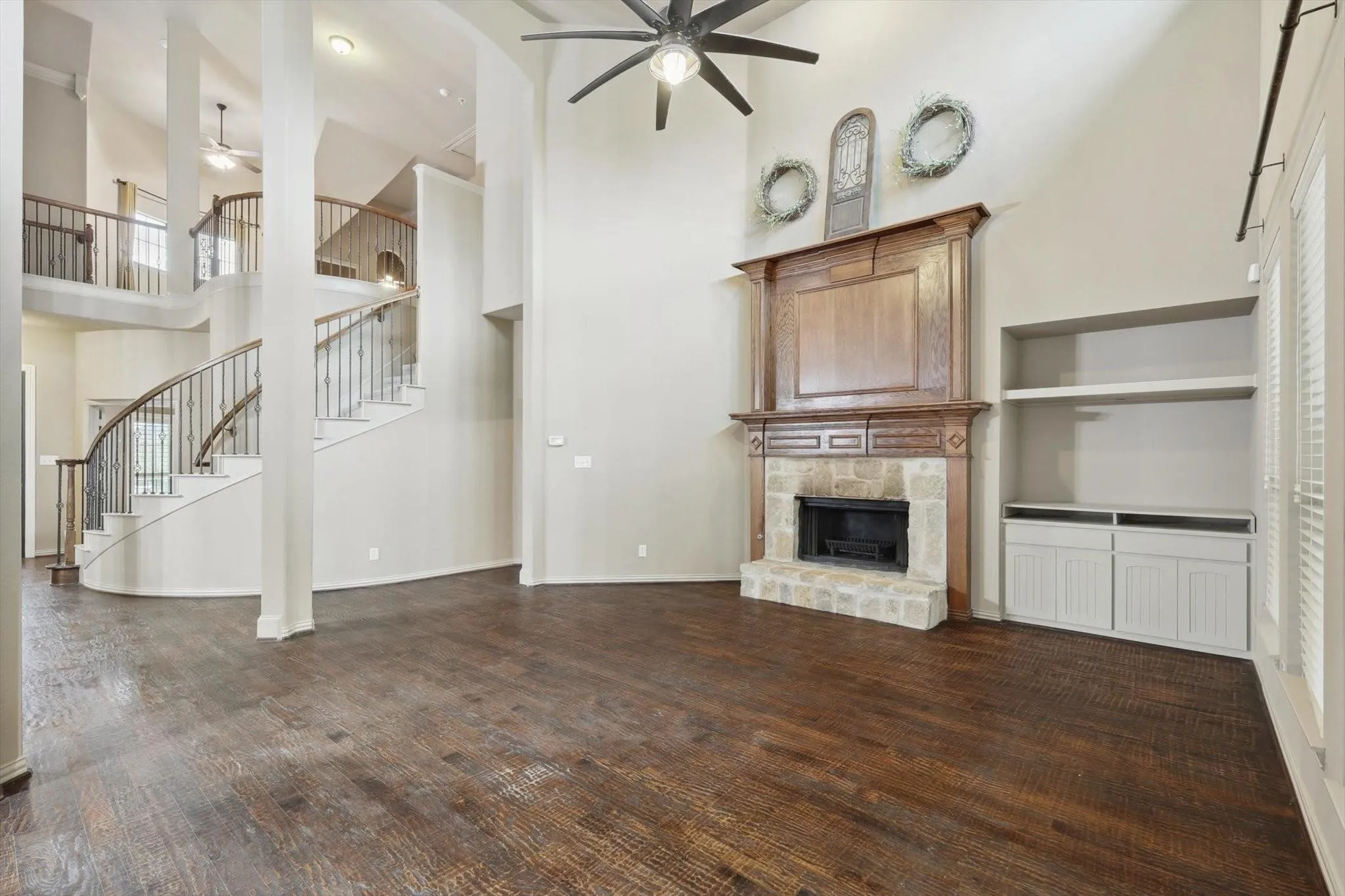 Single Family Residence For Rent in Denton County , 1132 Claire Street, Lantana, Texas 76226, 4 Bedroom, 3 Bathroom, 3 Garage spaces, 3,679 Sqft, built in 2006, mls#21373638, Real Estate Agent in Lantana, Homes For Rent in Denton county, Homes For Rent in Lantana, Realtor in Lantana Texas, Real Estate Brokerage Independent Realty Texas, Luminita Cordes Realtor