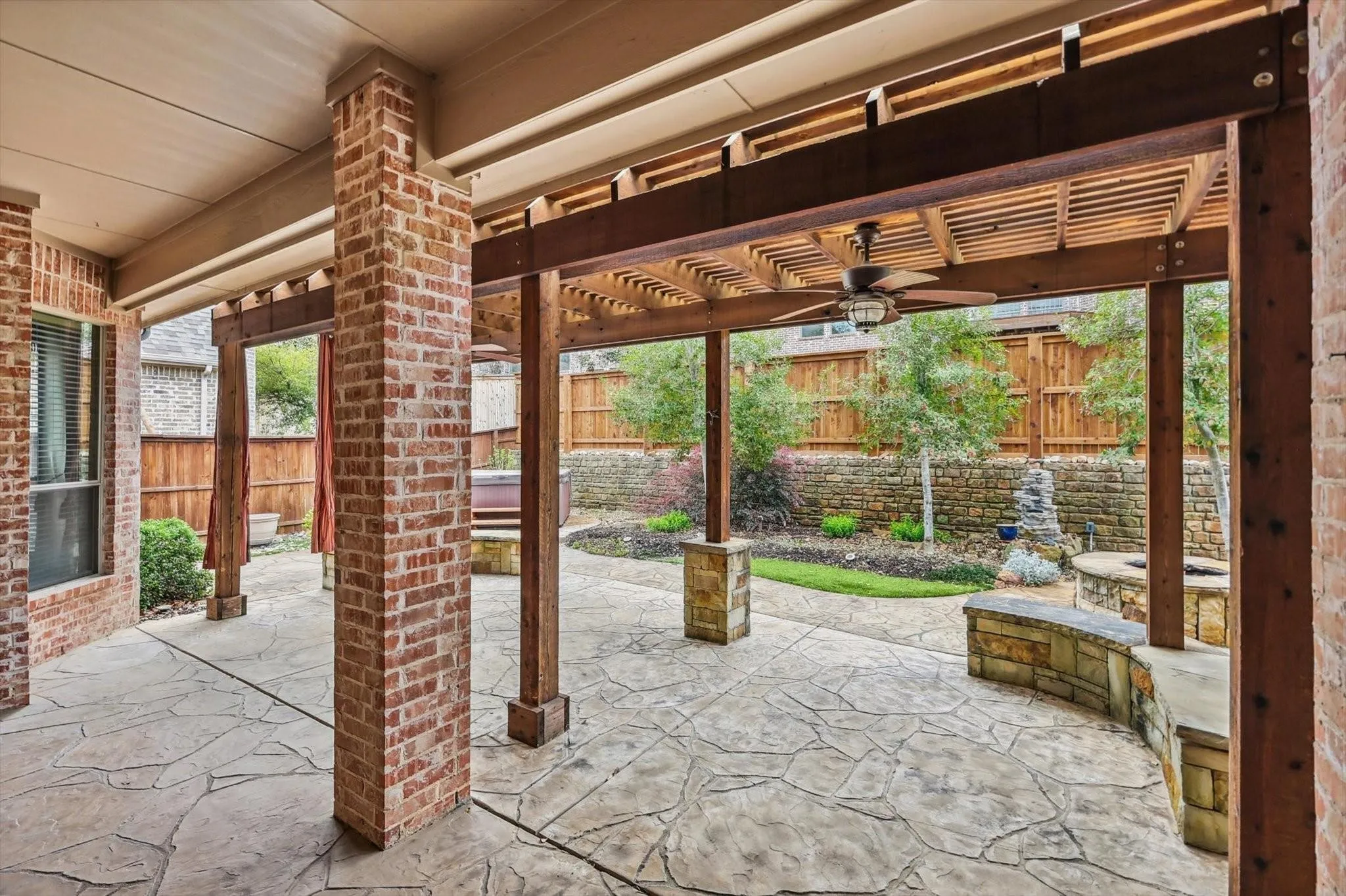 Single Family Residence For Rent in Denton County , 1132 Claire Street, Lantana, Texas 76226, 4 Bedroom, 3 Bathroom, 3 Garage spaces, 3,679 Sqft, built in 2006, mls#21373638, Real Estate Agent in Lantana, Homes For Rent in Denton county, Homes For Rent in Lantana, Realtor in Lantana Texas, Real Estate Brokerage Independent Realty Texas, Luminita Cordes Realtor