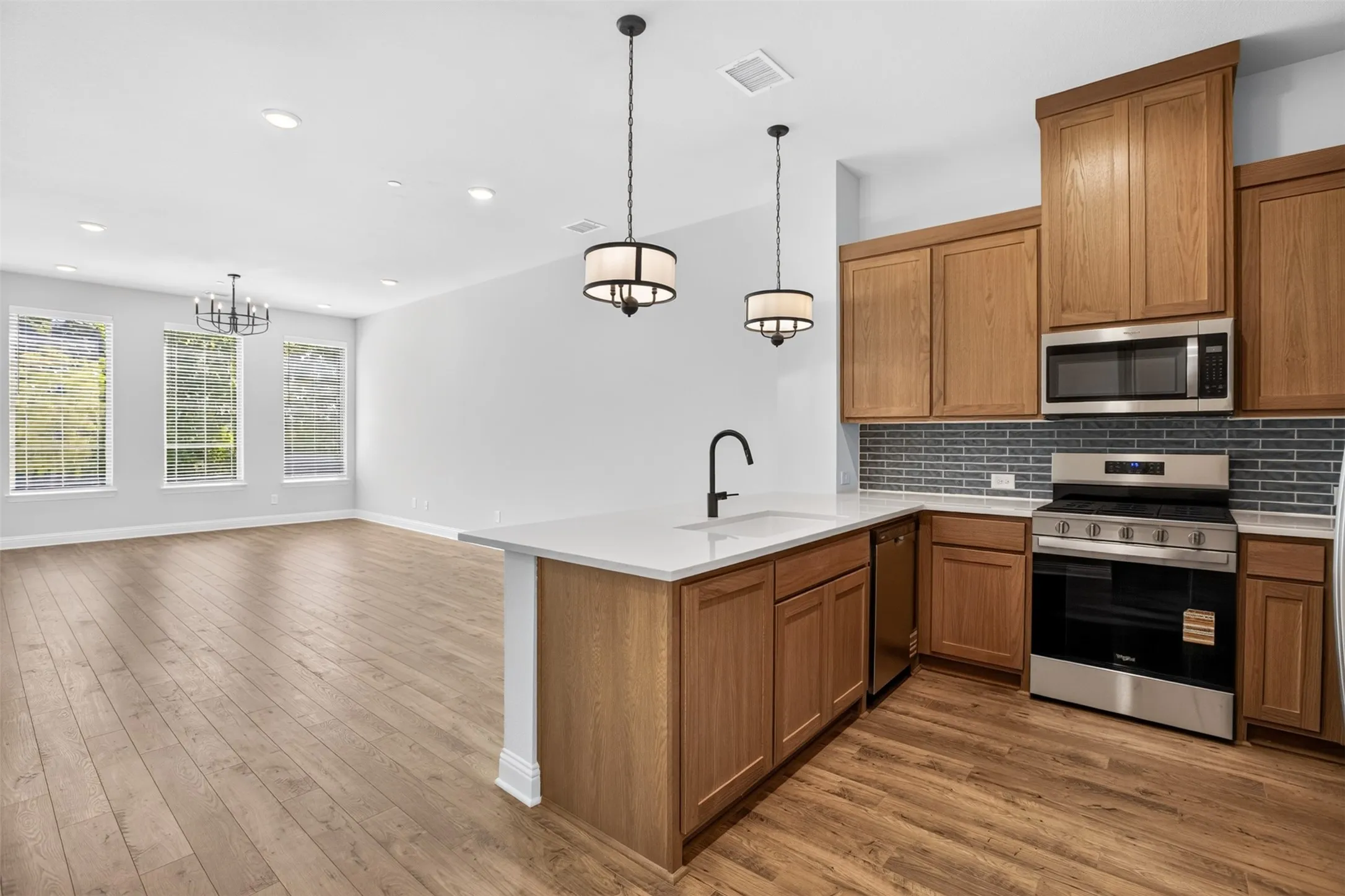 Townhouse For Rent in Collin County , 2512 Campden Mews, Allen, Texas 75013, 3 Bedroom, 3 Bathroom, 2 Garage spaces, 1,804 Sqft, built in 2025, mls#21373703, Real Estate Agent in Allen, Homes For Rent in Collin county, Homes For Rent in Allen, Realtor in Allen Texas, Real Estate Brokerage Independent Realty Texas, Luminita Cordes Realtor