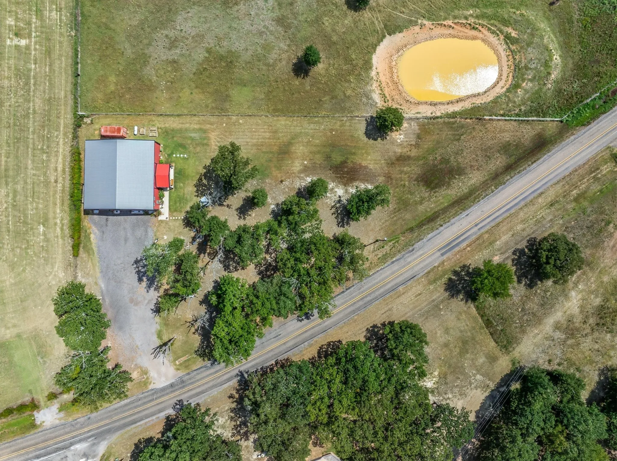 Single Family Residence For Sale in Van Zandt County , 2857 Fm 858, Ben Wheeler, Texas 75754, 2 Bedroom, 2 Bathroom, 4 Garage spaces, 1,450 Sqft, built in 2017, mls#21371093, Real Estate Agent in Ben Wheeler, Homes For Sale in Van Zandt county, Homes For Sale in Ben Wheeler, Realtor in Ben Wheeler Texas, Real Estate Brokerage Independent Realty Texas, Luminita Cordes Realtor